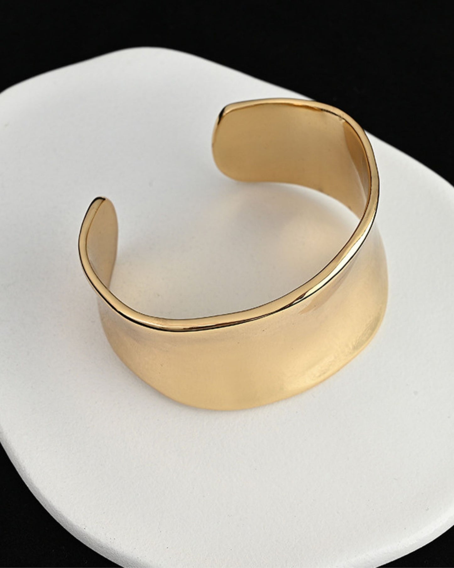 Gold Tide Mirror Bangle