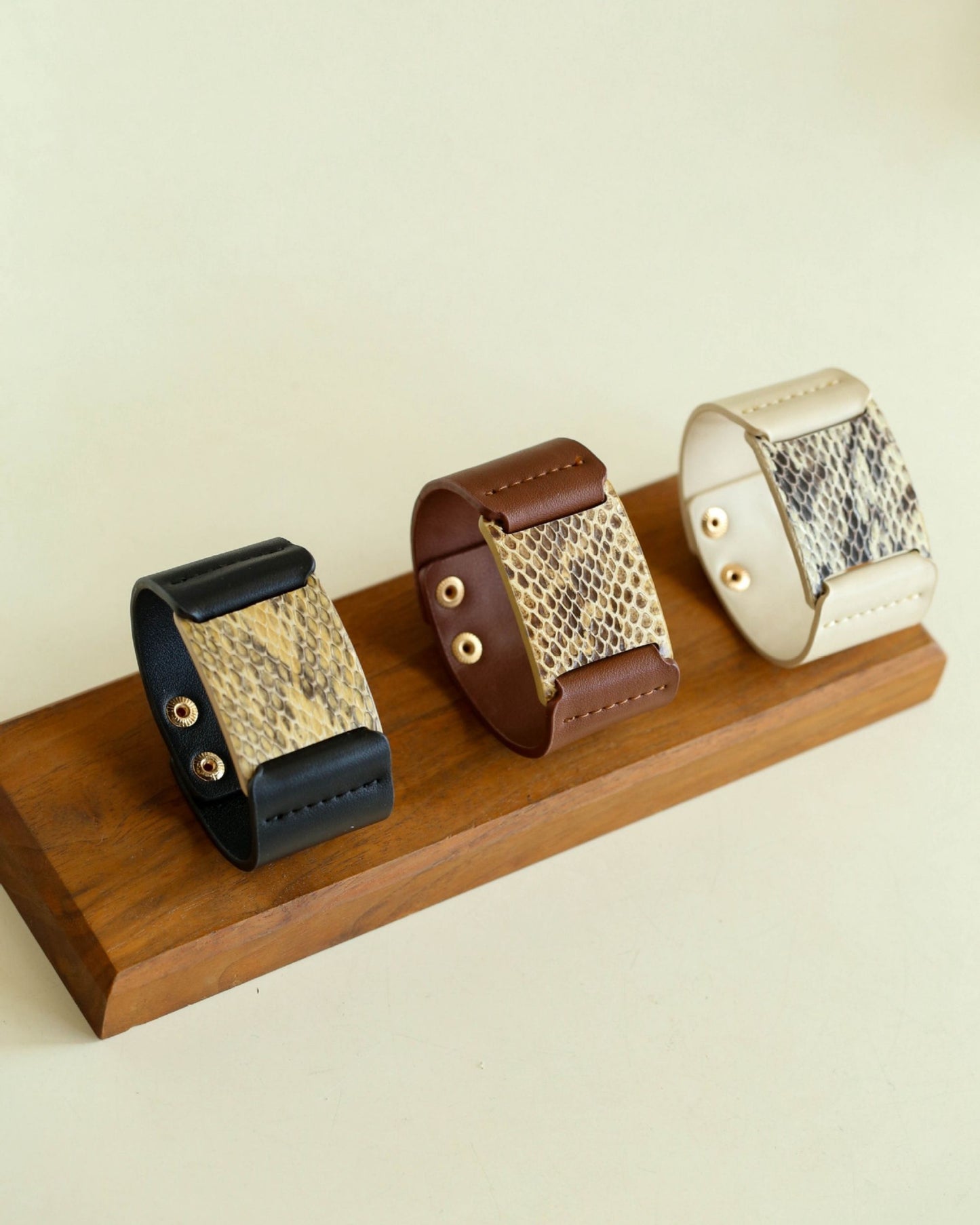 Brown_Snakeline_Strap_Bangle_3