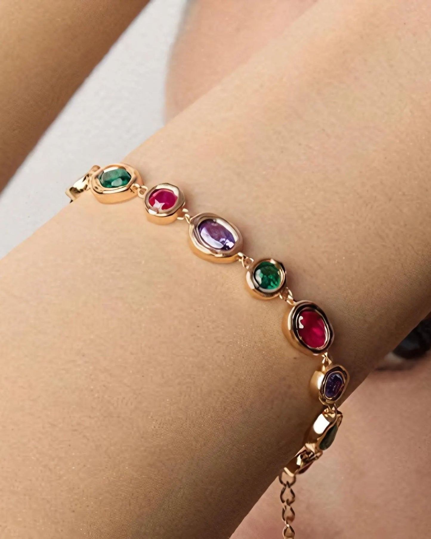 Gold_Aluna_Prism_Bracelet_9