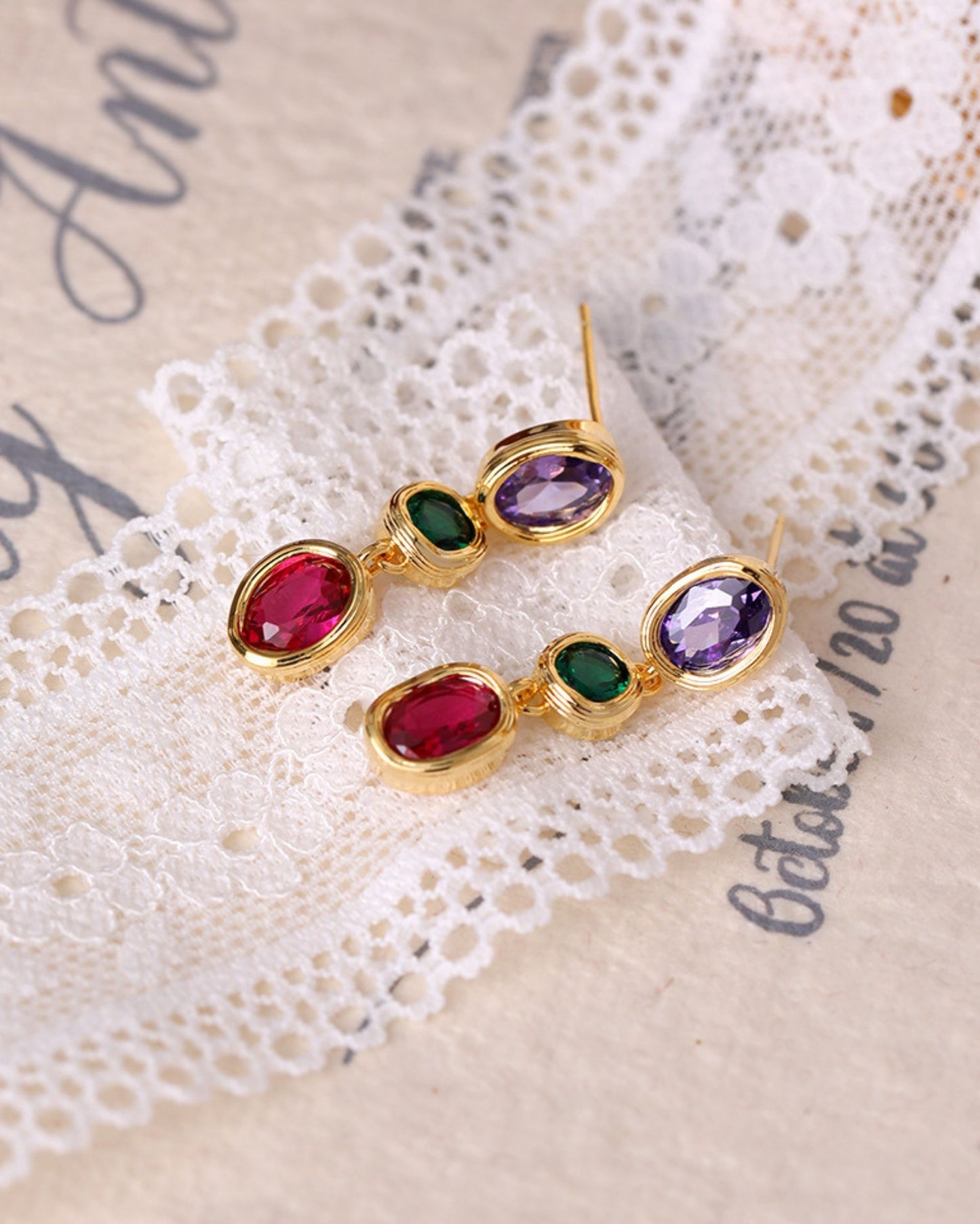 Gold_Aluna_Prism_Earrings_3