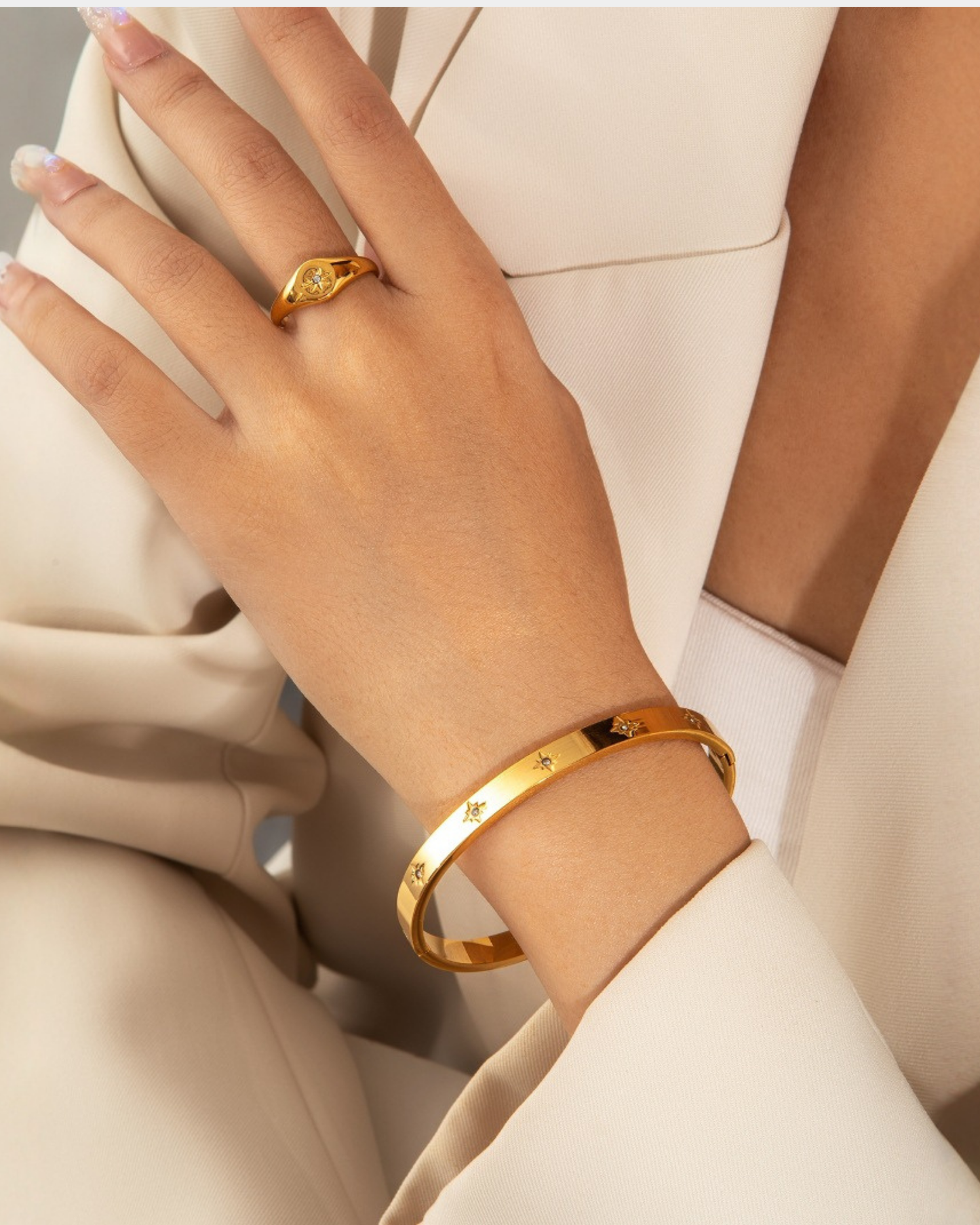 Gold_Astra_Bangle_2