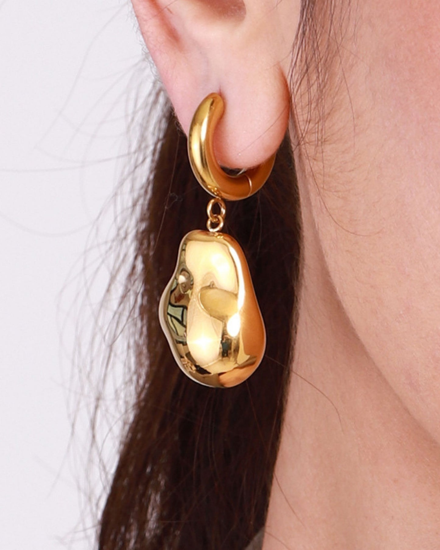Gold_Ava_Melt_Earrings_2