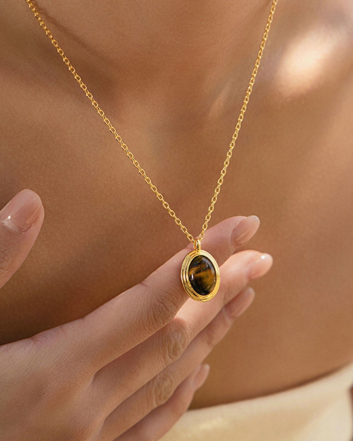 Gold_Blair_Tiger_Eye_Necklace_2