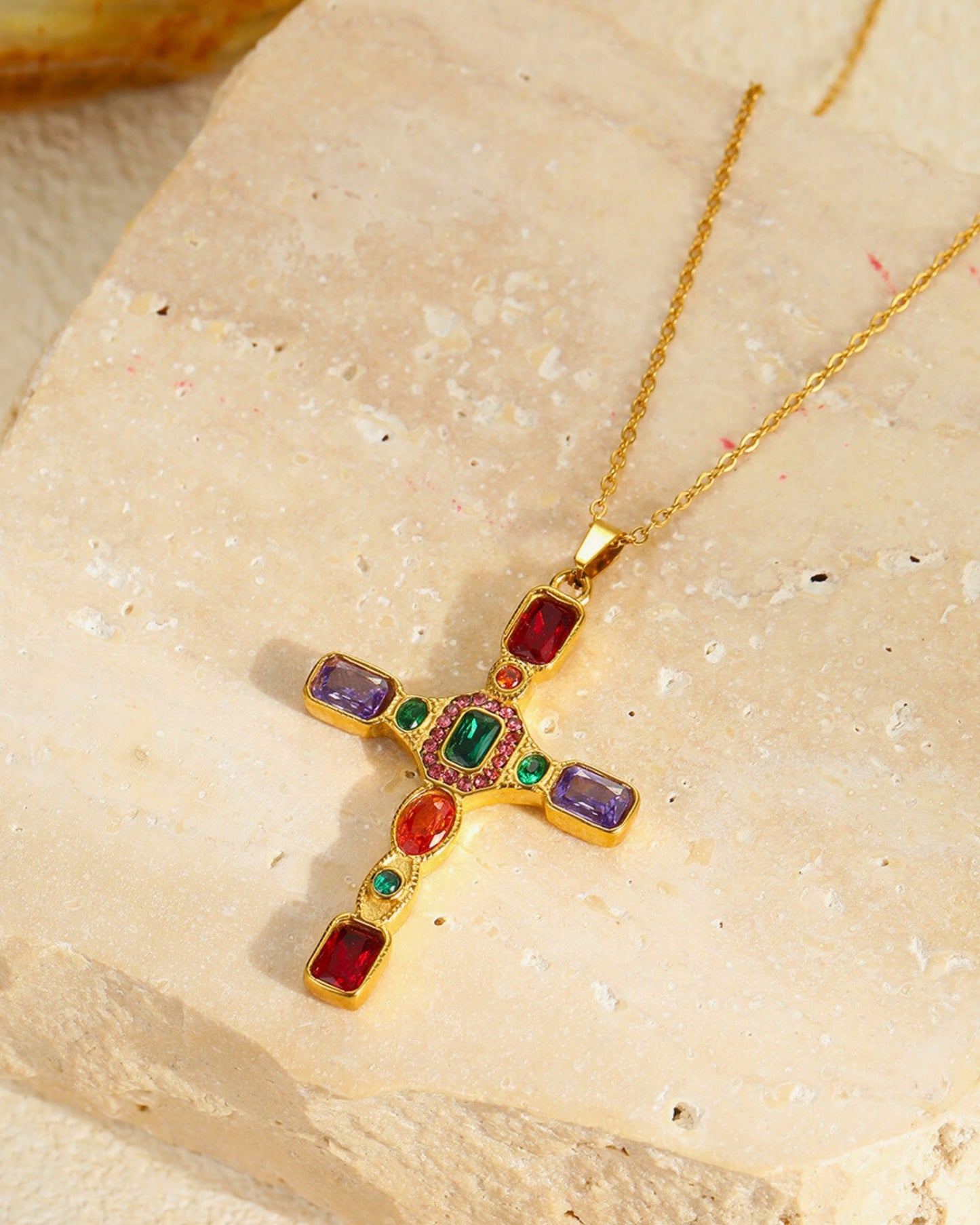 Gold_Byzantia_Cross_Necklace_3