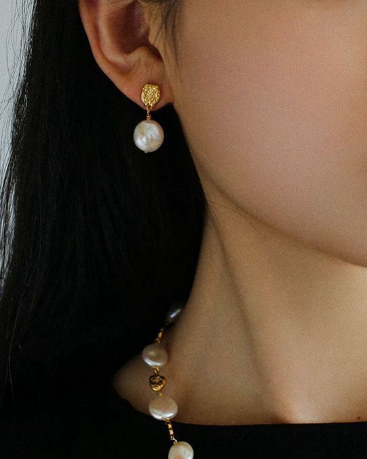 Gold_Calista_Pearl_Drop_Earrings_2