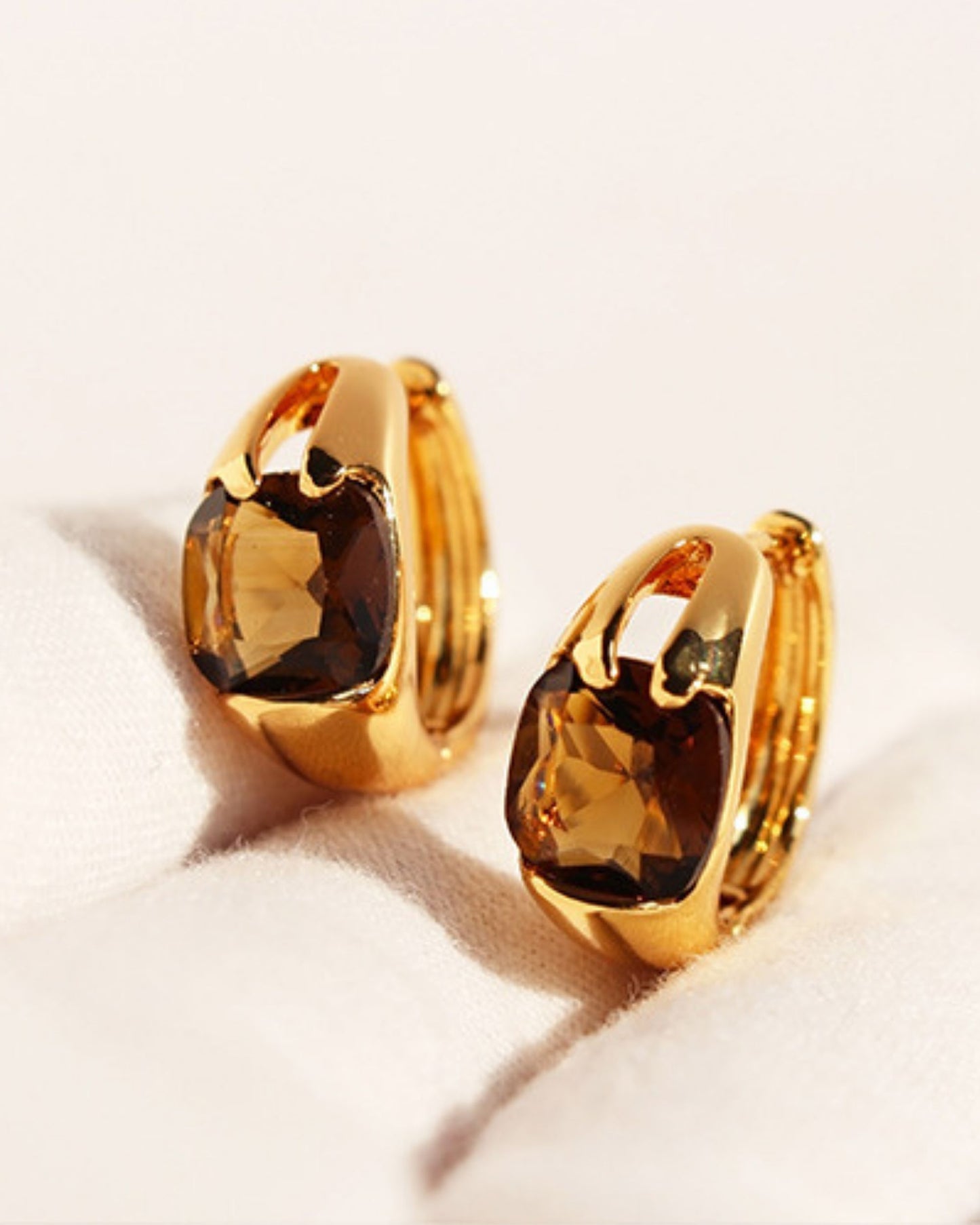 Gold_Cassia_Crown_Hoop_Earrings_3
