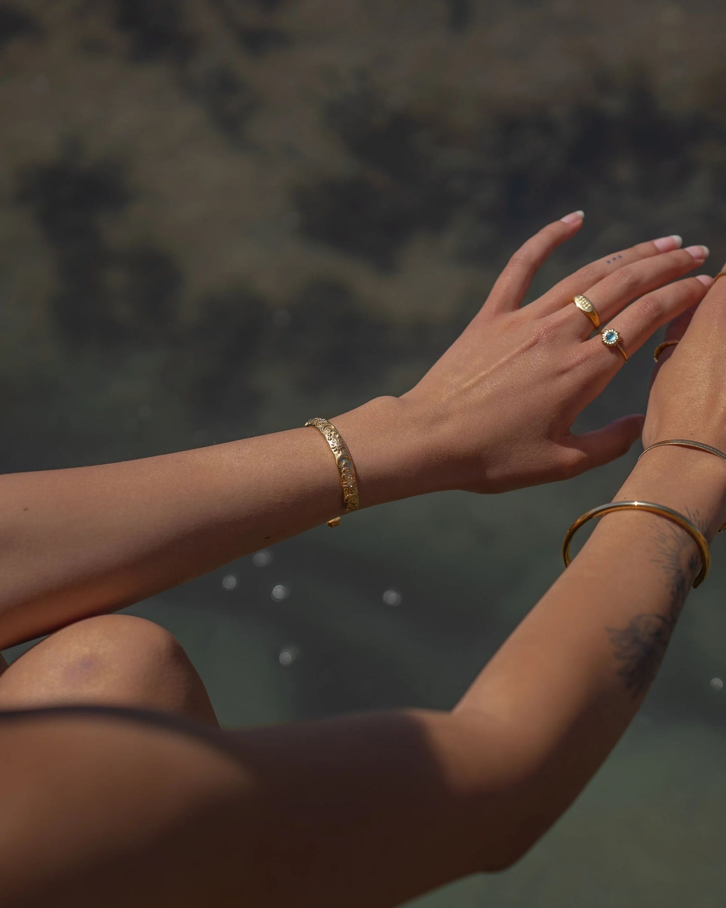 Gold_Celestial_Glow_Bangle_21