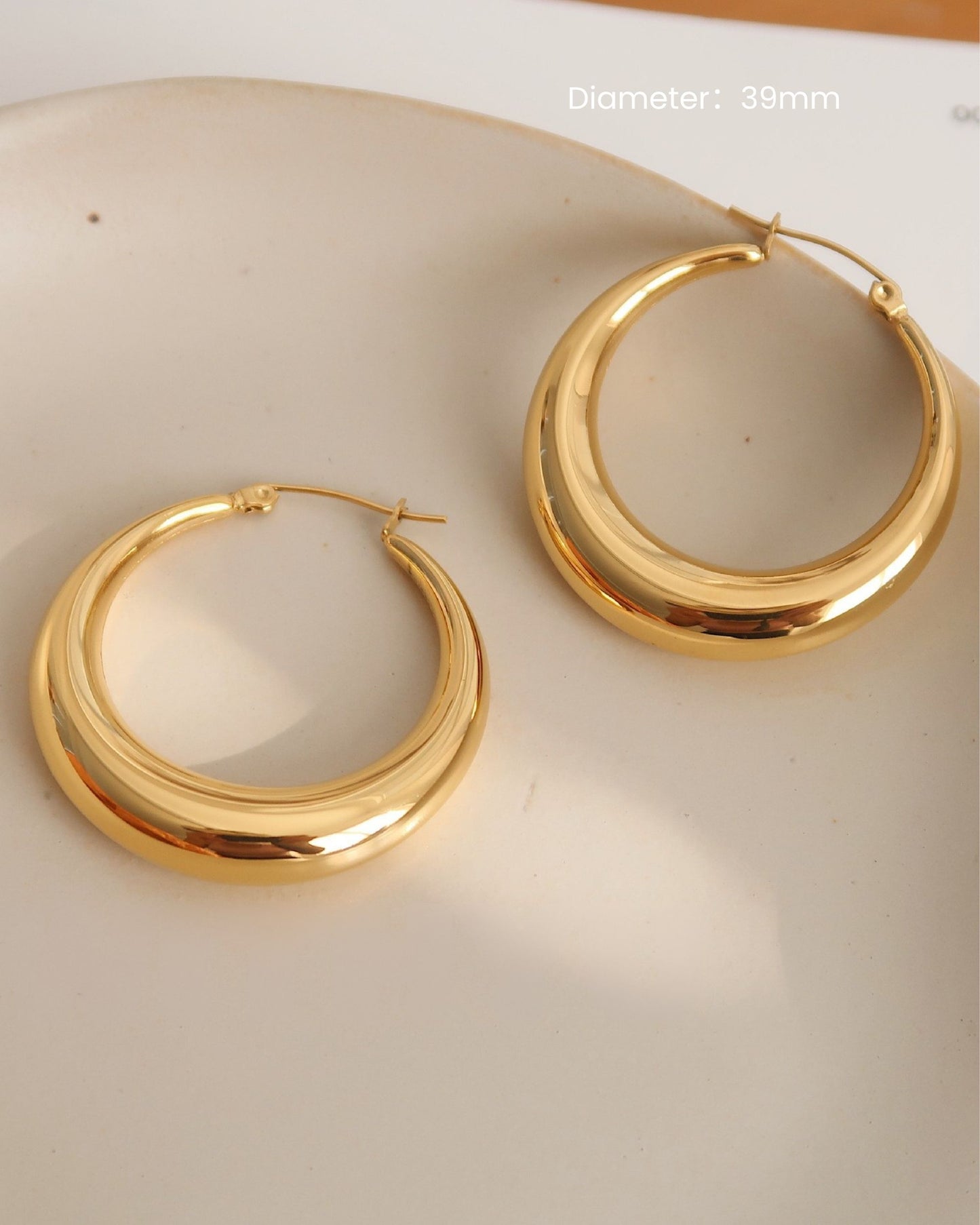 Gold_Chunky_Hoop_Earrings_5