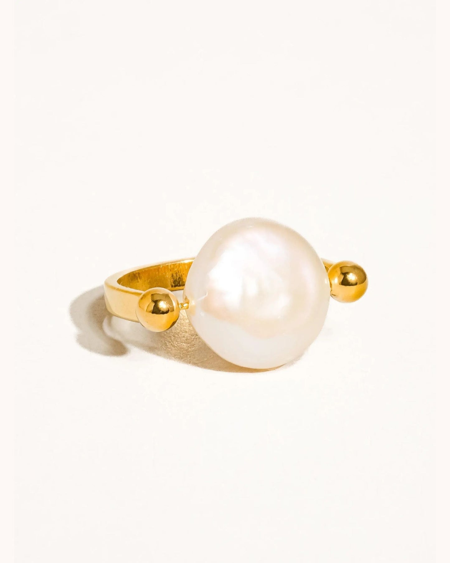Gold_Clara_Pearl_Ring_3