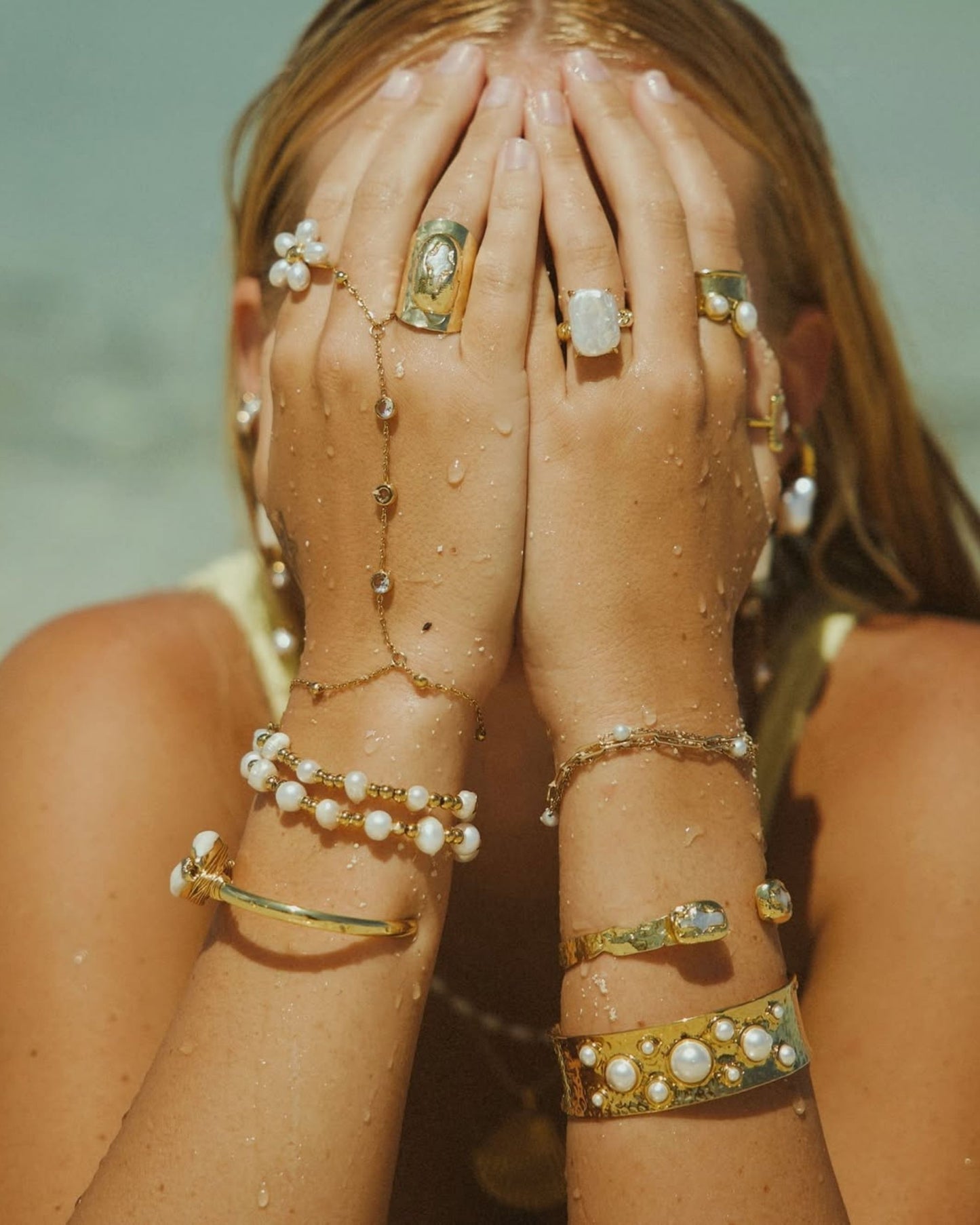 Gold_Cross_Pearl_Bangle_3