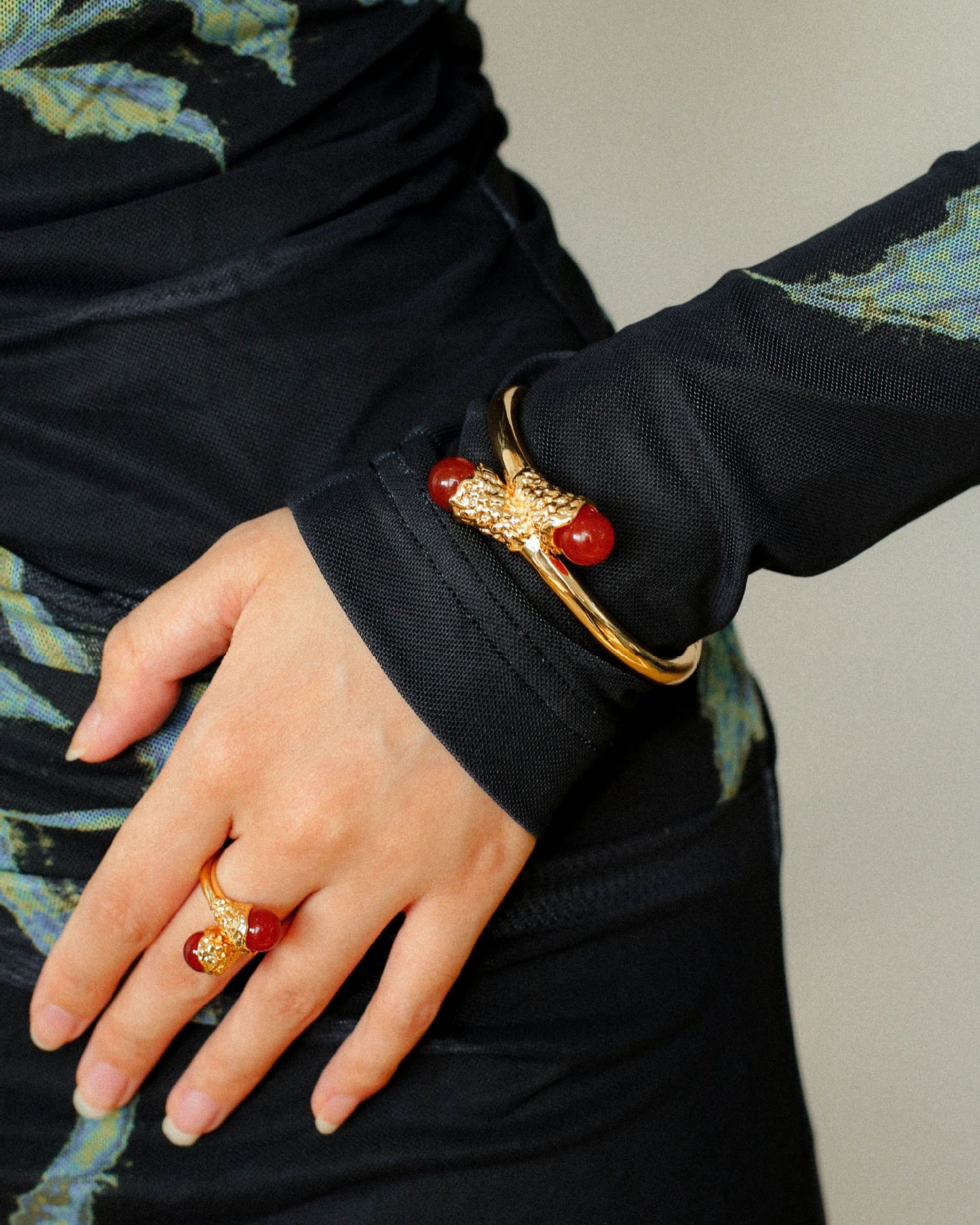 Gold_Crossover_Carnelian_Solstice_Bracelet_2
