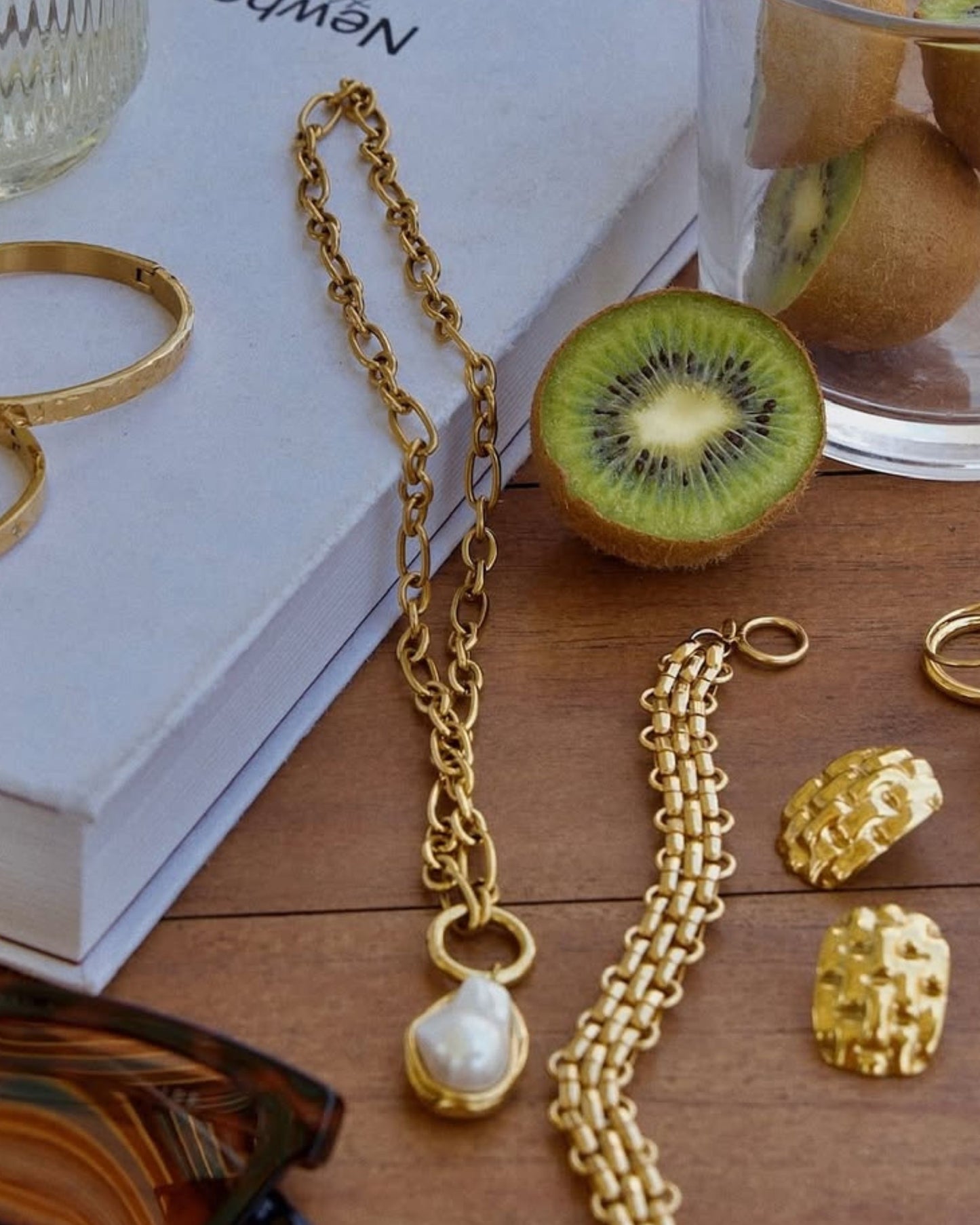 Gold_Doris_Pearl_Necklace_7