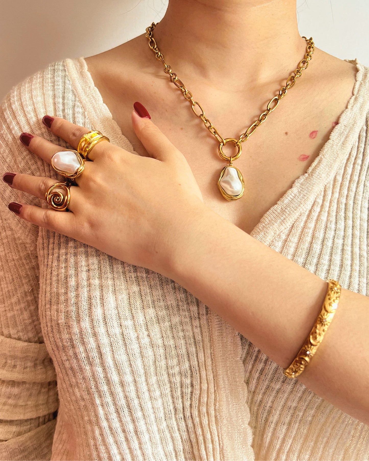 Gold_Doris_Pearl_Ring_7