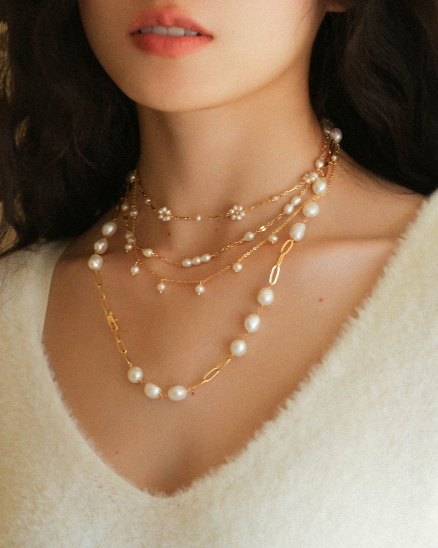 Gold_Drizzle_Pearl_Necklace_3