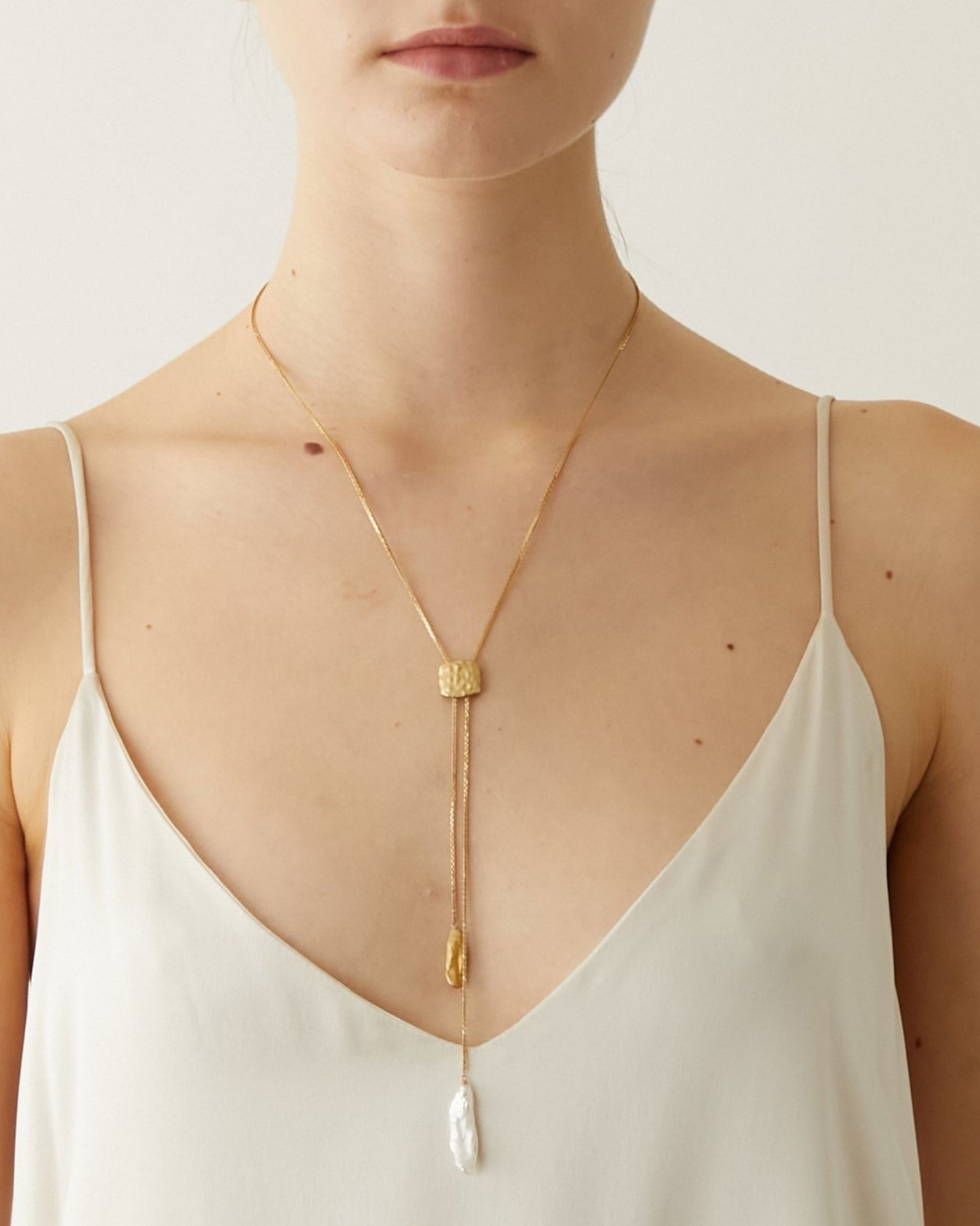 Gold_Elara_Veil_Lariat_Necklace_2