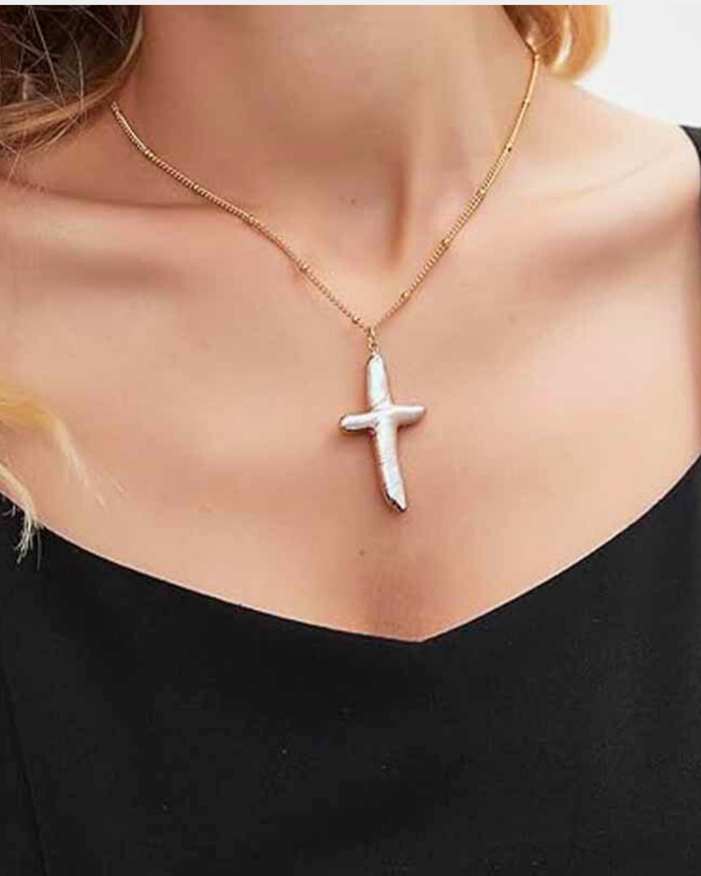 Gold_Elodie_Pearl_Cross_Necklace_3