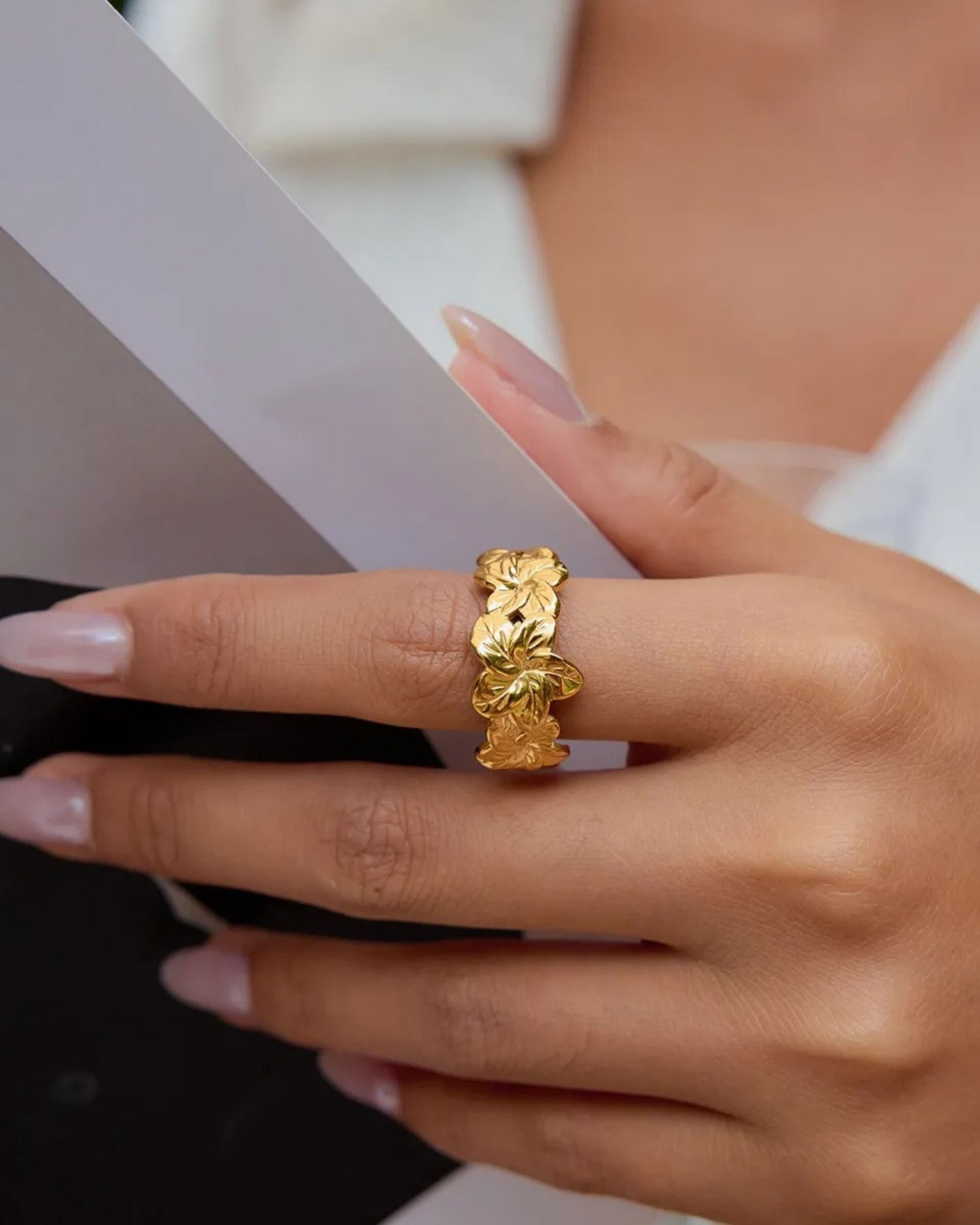 Gold_Elowen_Leaf_Ring_3