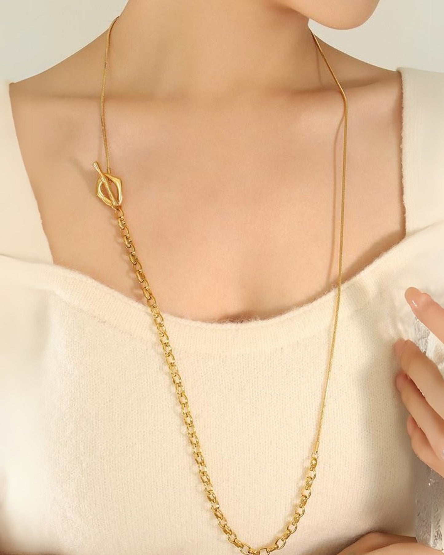 Gold_Frances_Chain_Lariat_Necklace_2