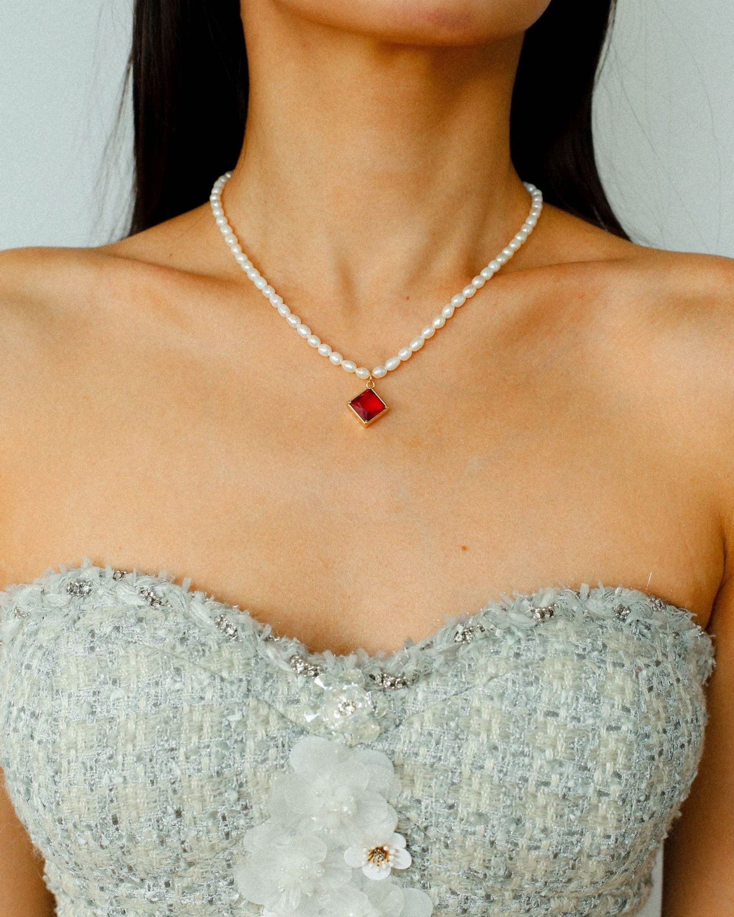 Gold_Freya_Pearl_Pendant_Necklace_2