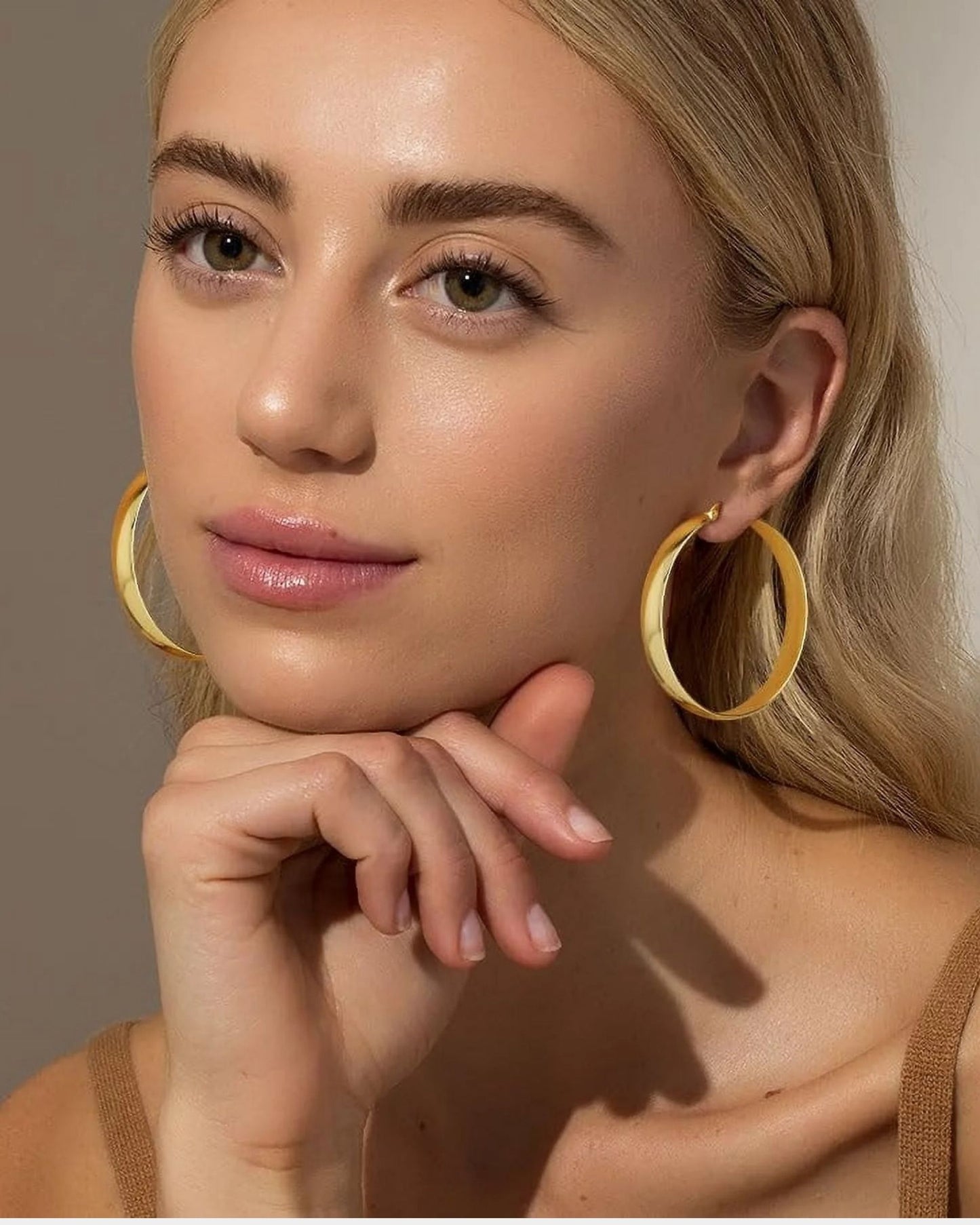 Gold_Grove_Hoop_Earrings_3
