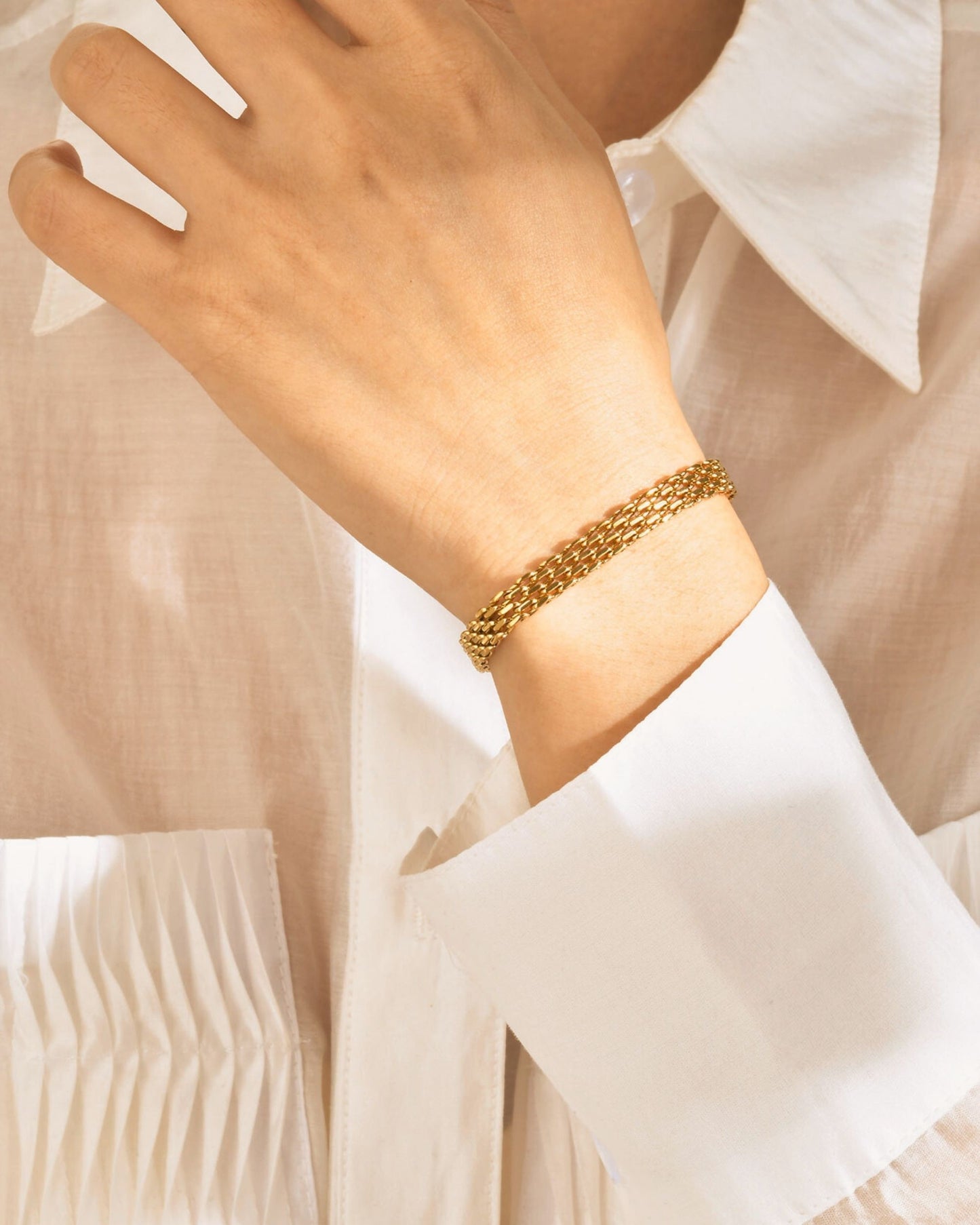 Gold_Halcyon_Flare_Bracelet_4