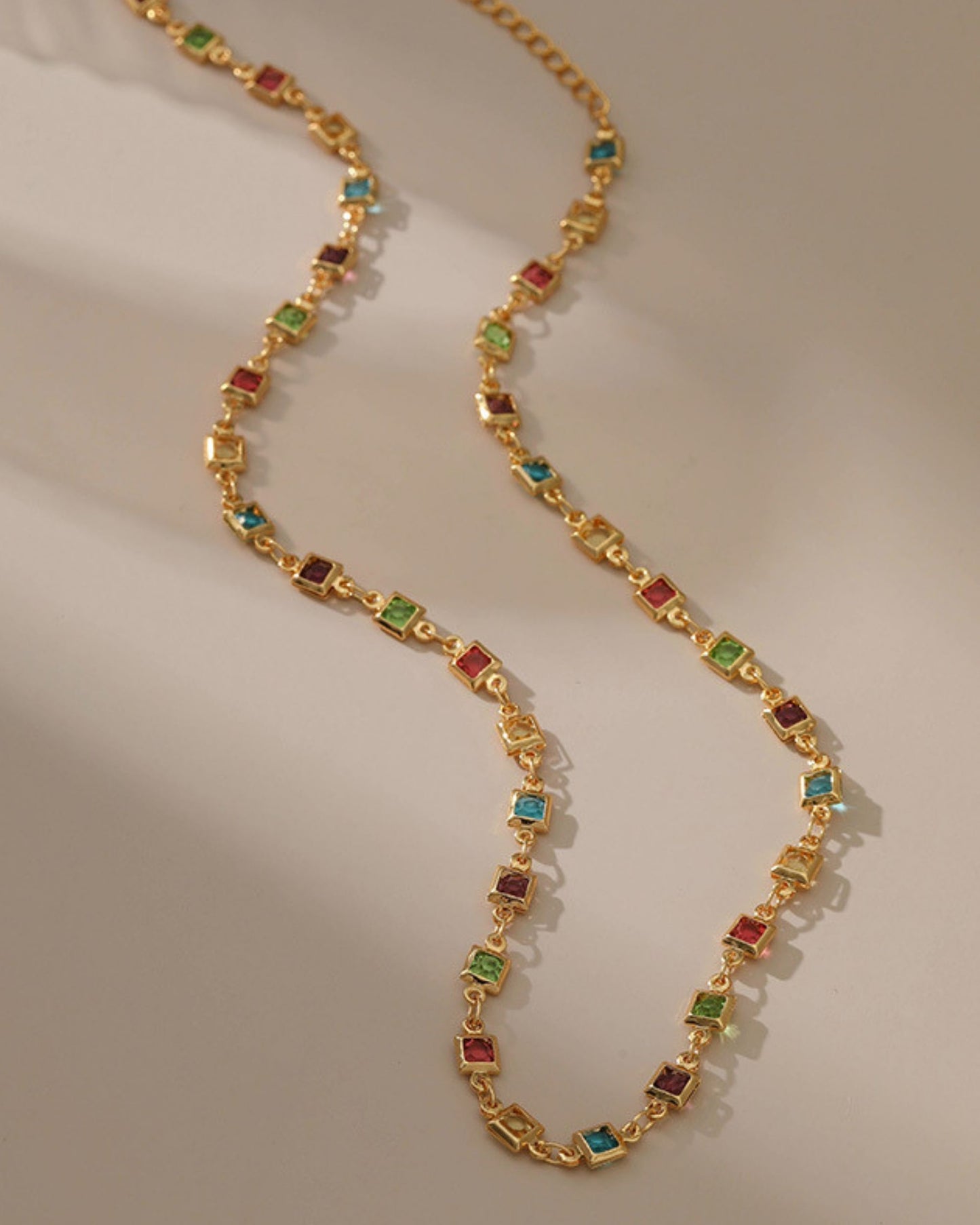 Gold_Hazel_Square_Necklace_2