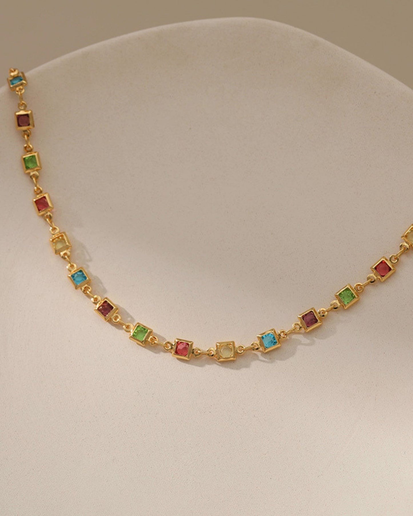 Gold_Hazel_Square_Necklace_3