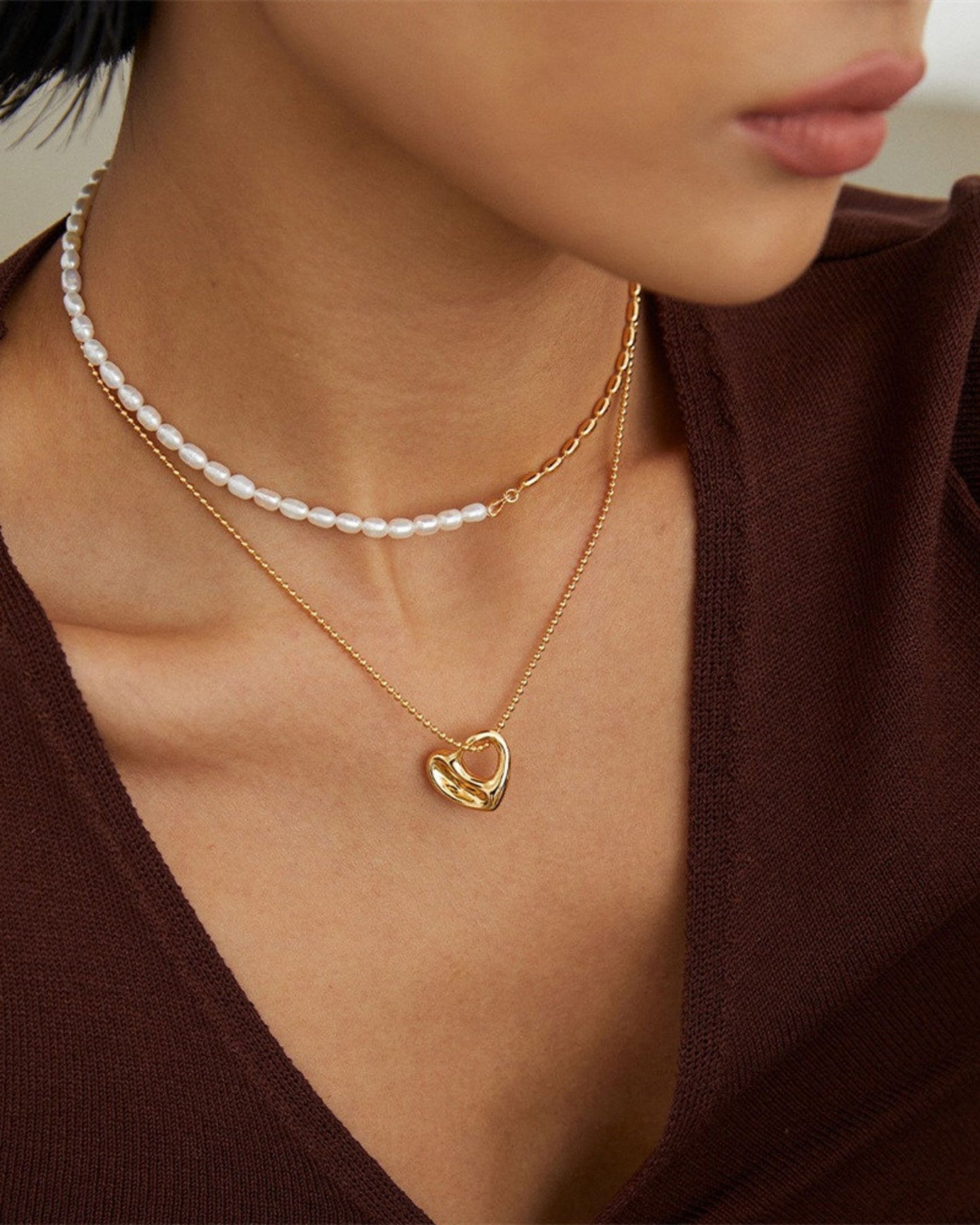 Gold_Heartline_Necklace_2