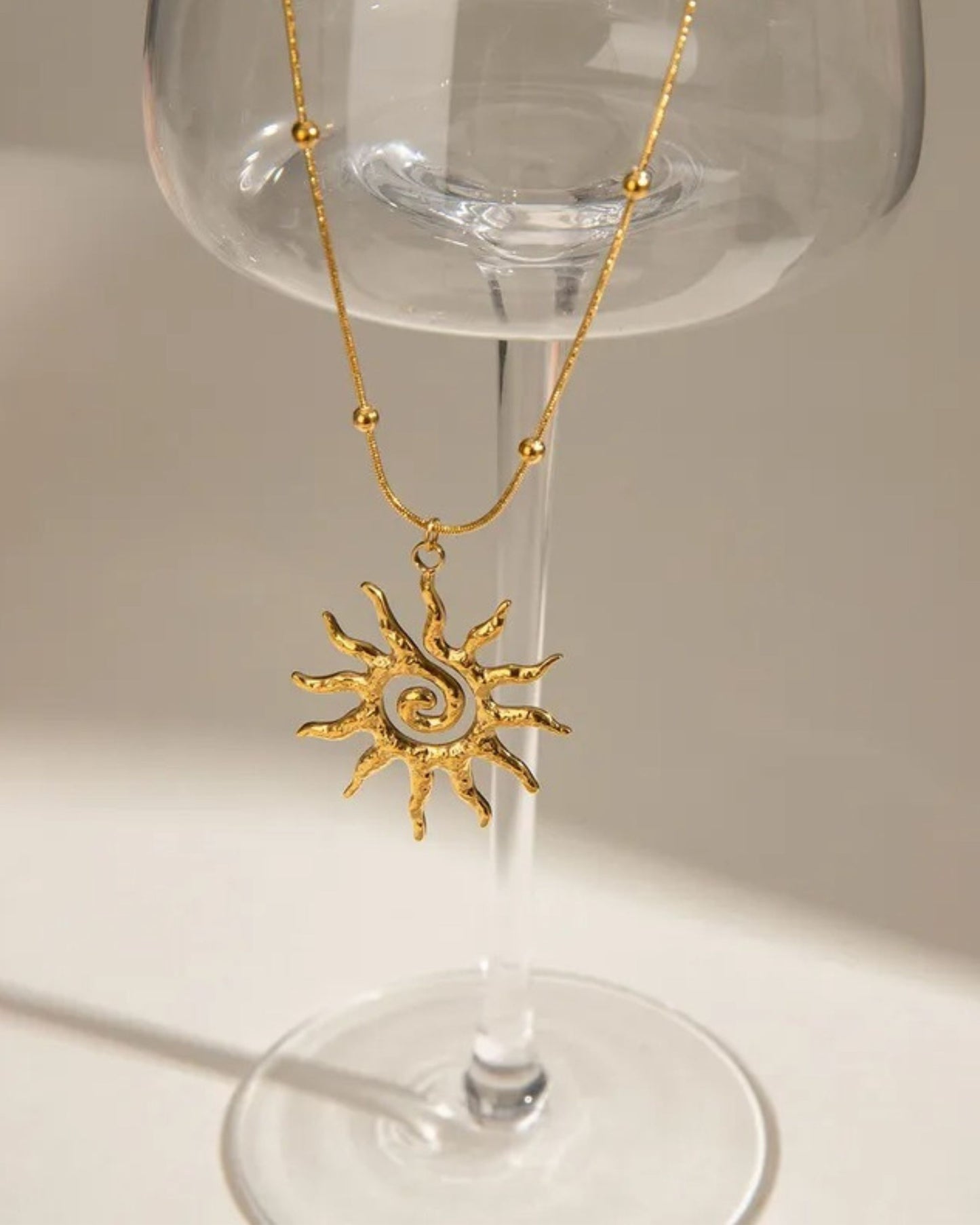 Gold_Helios_Glow_Pendant_Necklace_4