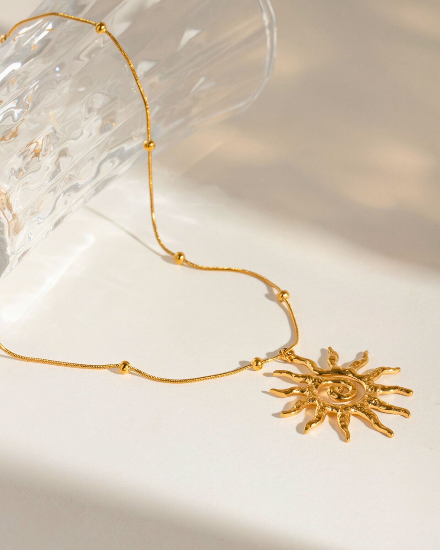 Gold_Helios_Glow_Pendant_Necklace_5