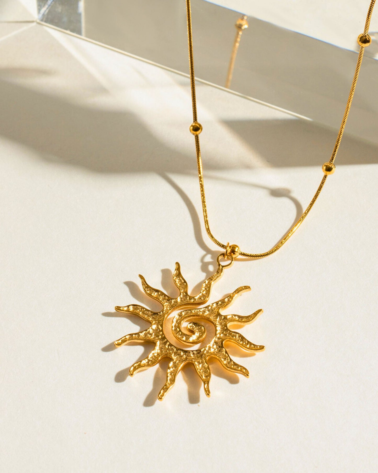Gold_Helios_Glow_Pendant_Necklace_6