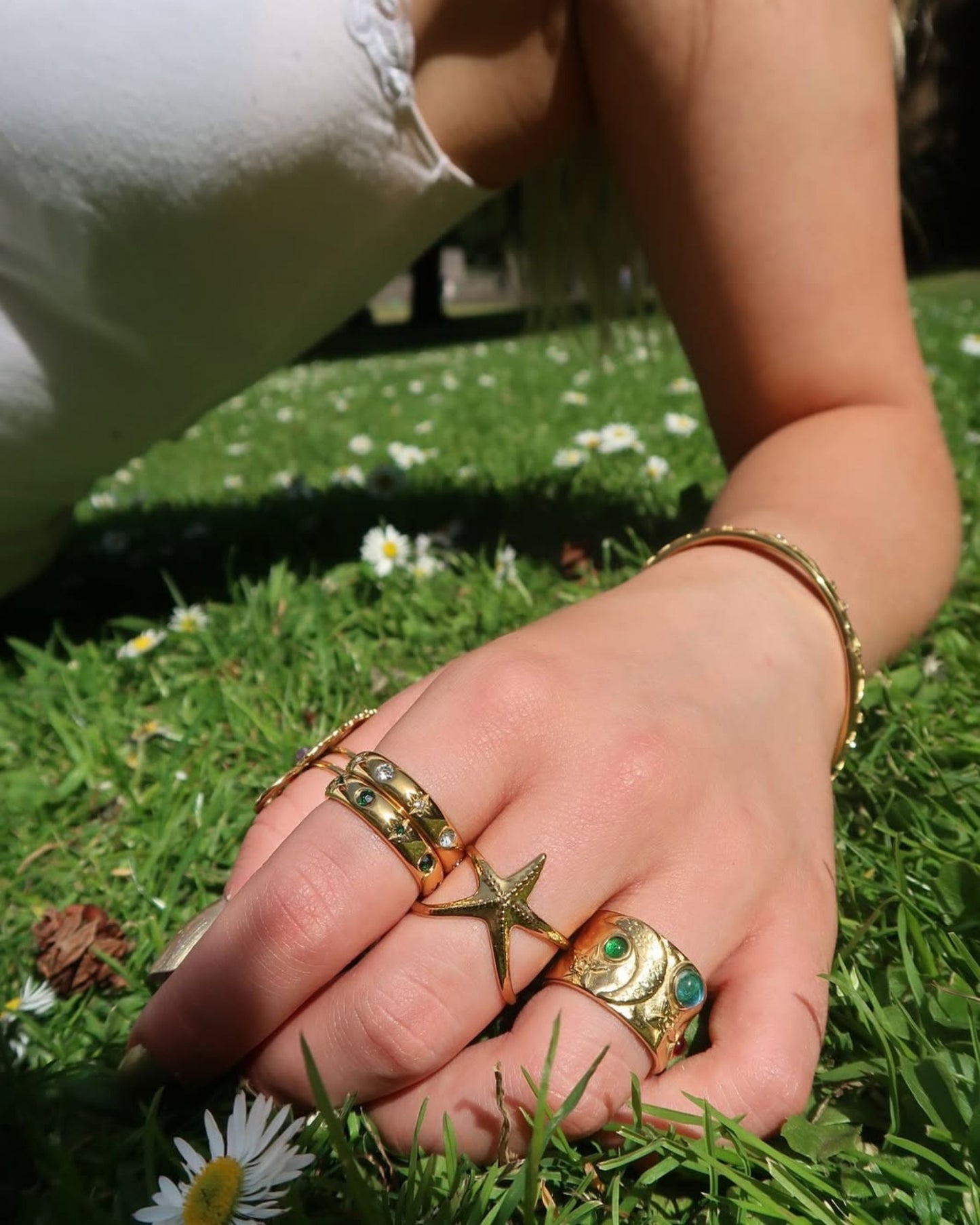 Gold_Imperial_Crest_Ring_2