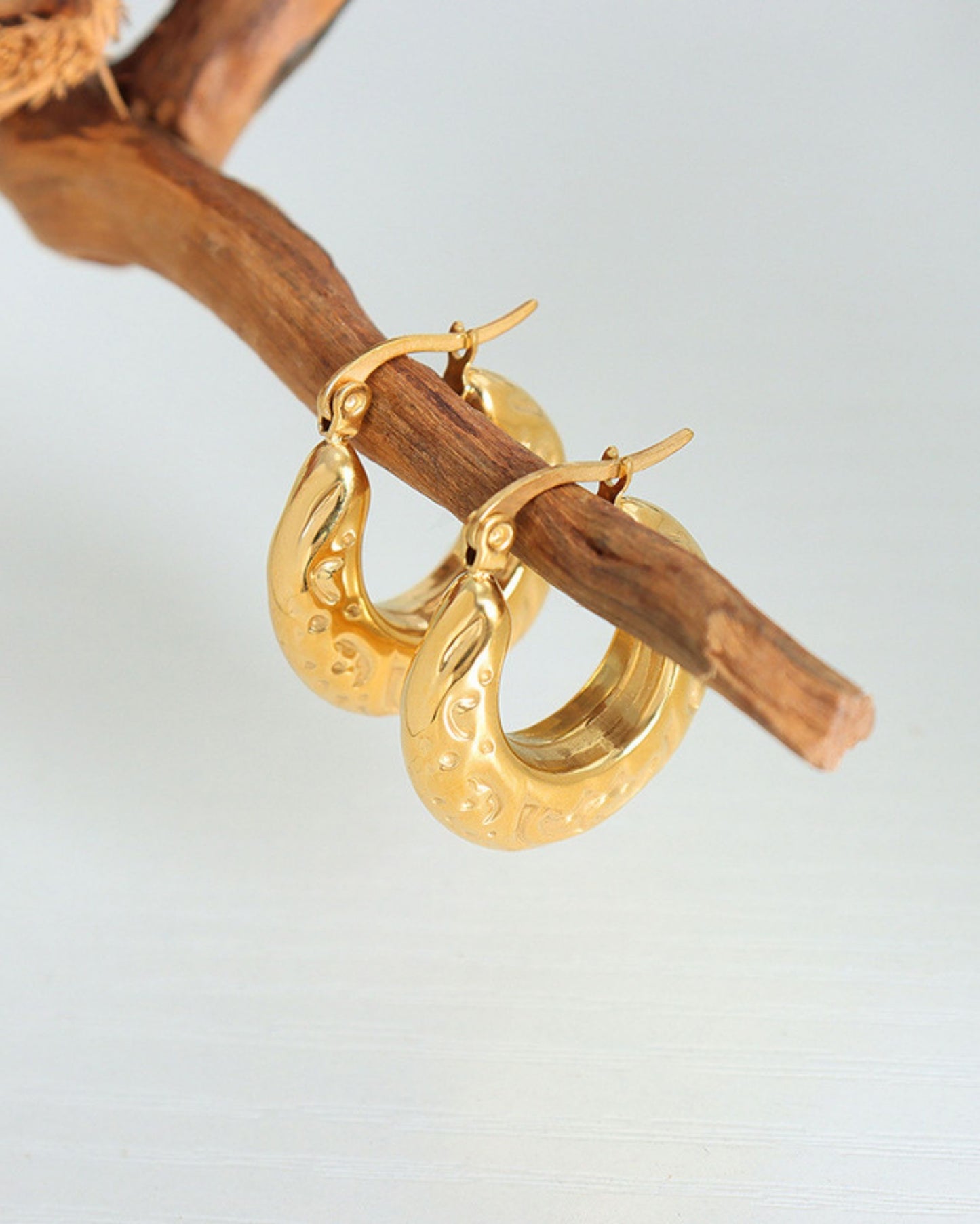 Gold_Isis_Hoop_Earrings_2