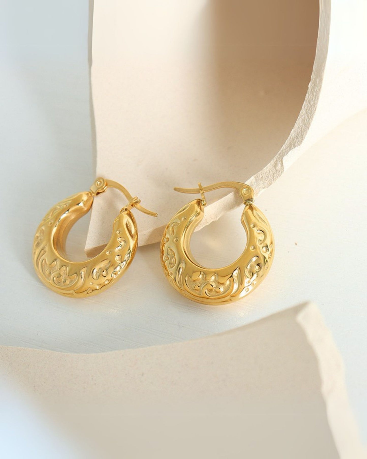 Gold_Isis_Hoop_Earrings_3