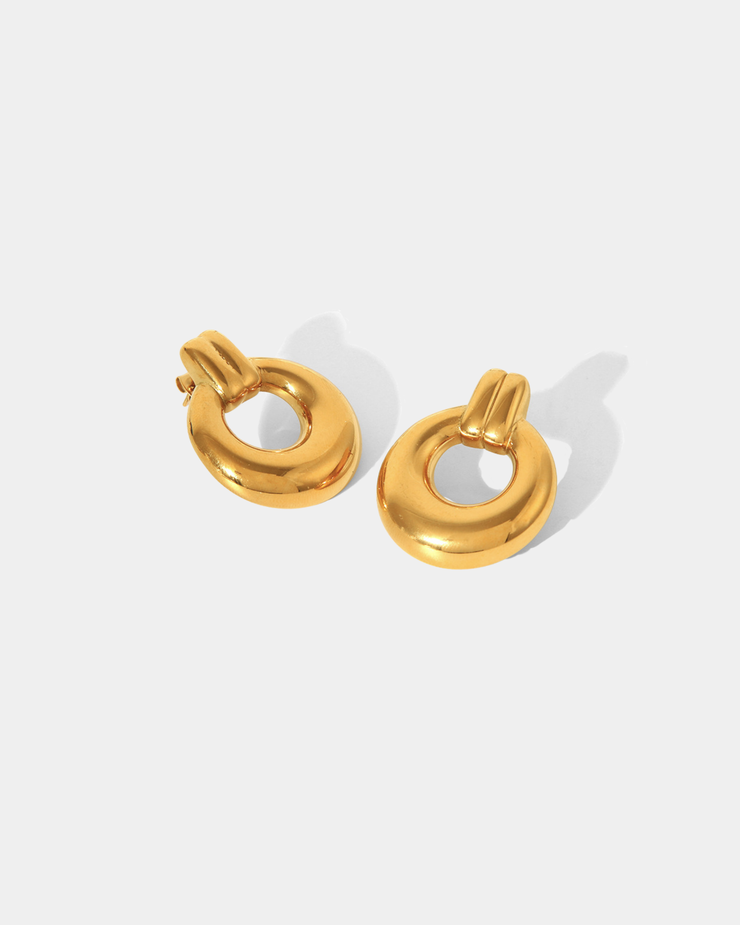 Gold_Knot_Stud_Earrings_1