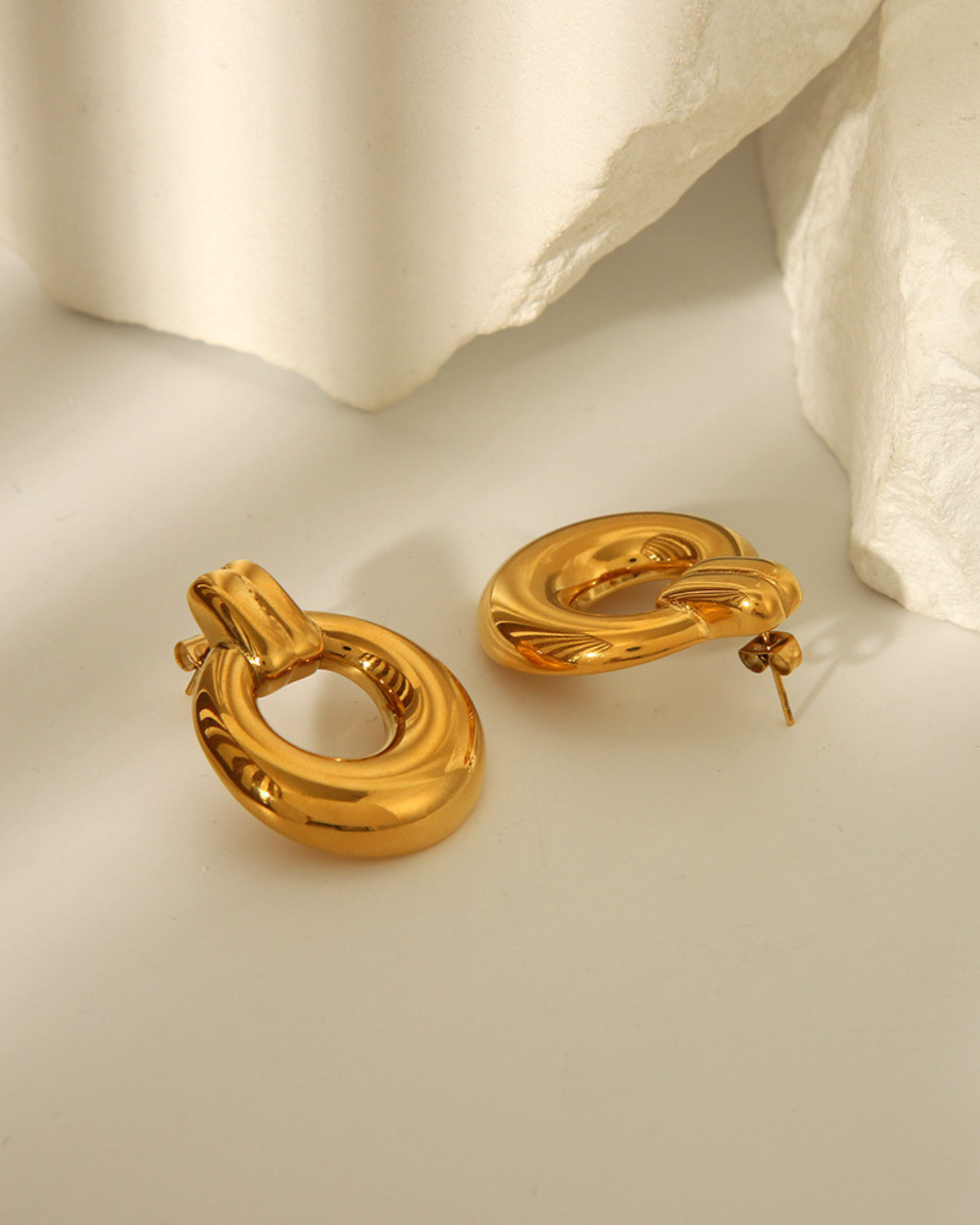 Gold_Knot_Stud_Earrings_4