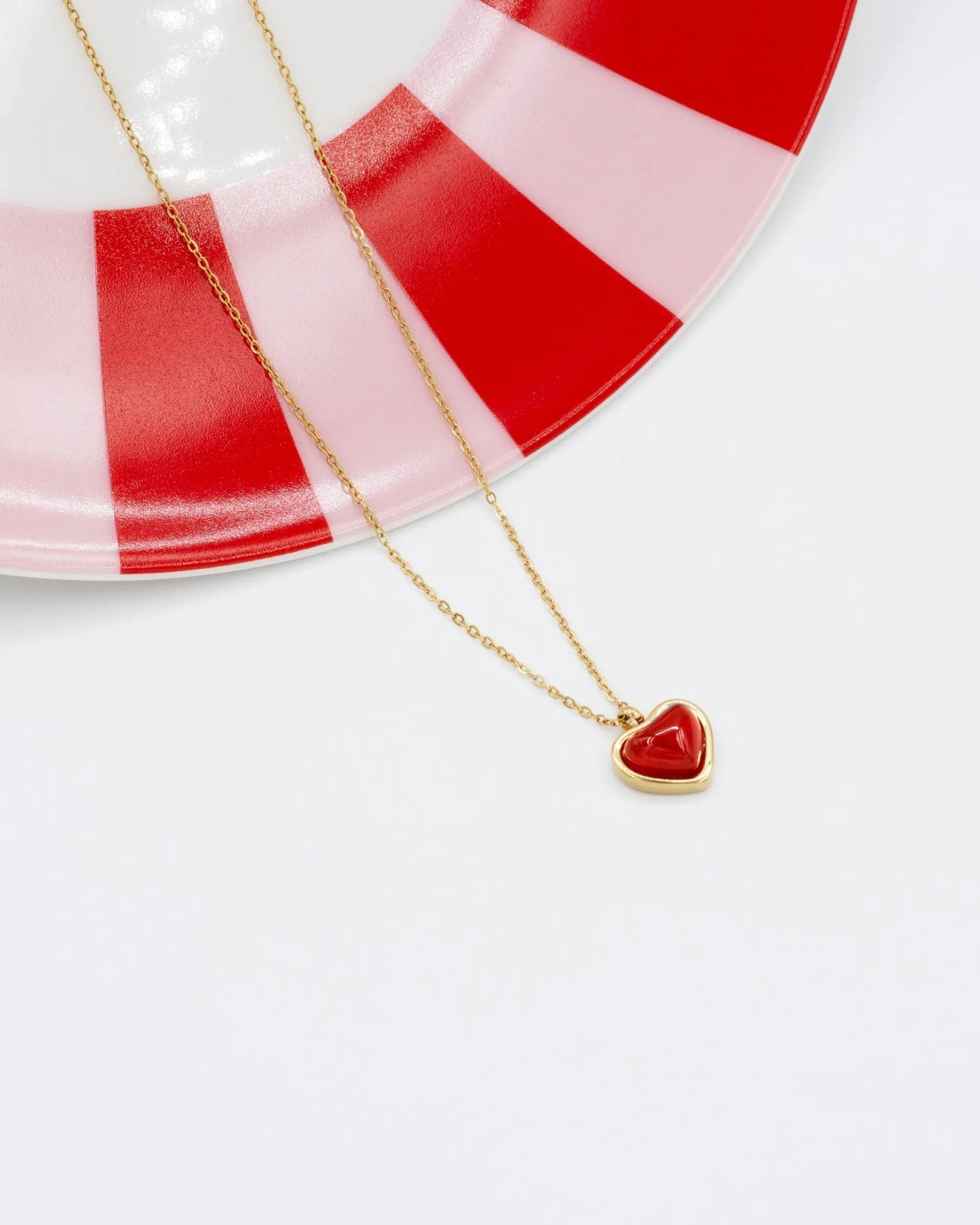 Gold_Lava_Heart_Necklace_4