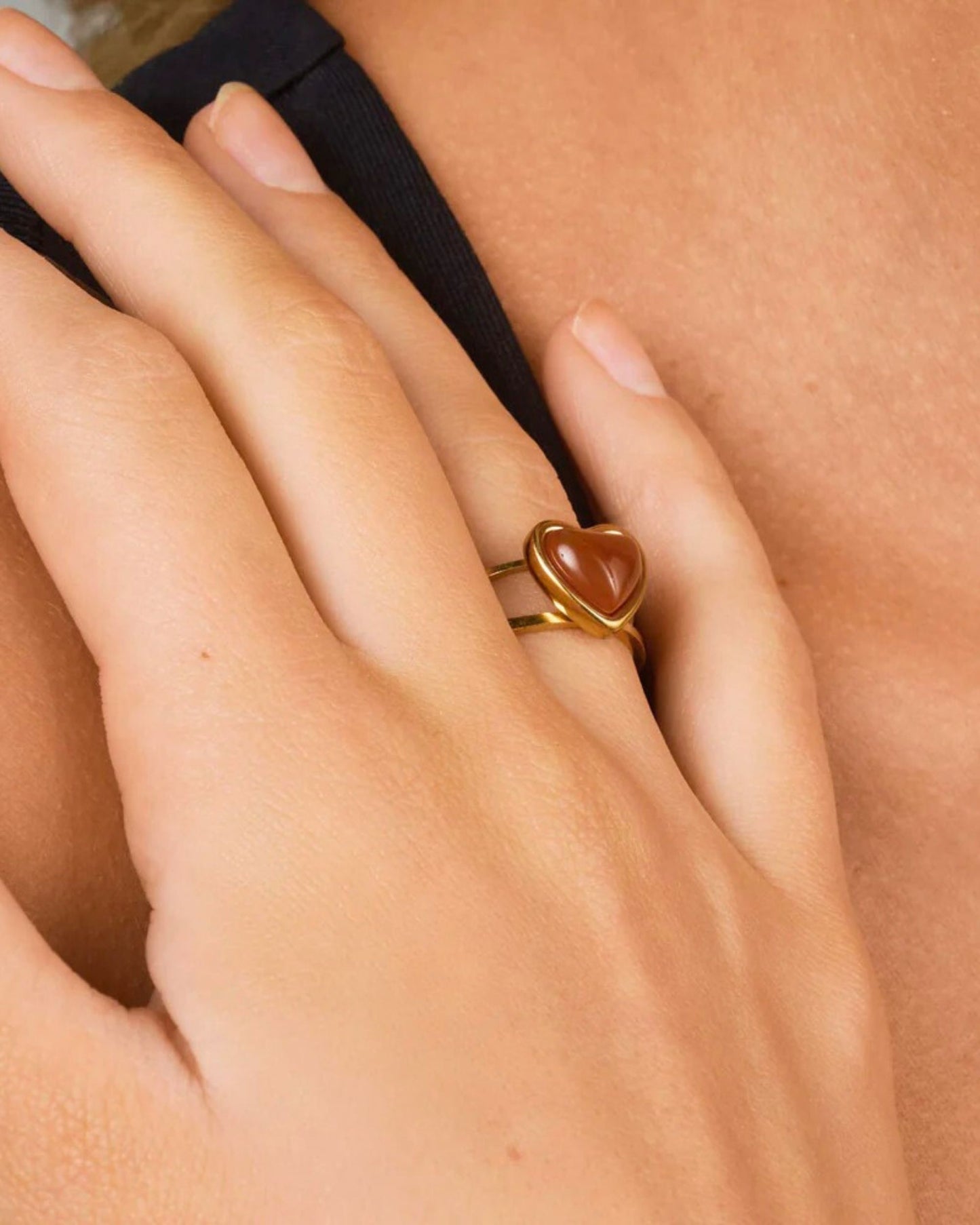 Gold_Lava_Heart_Ring_3