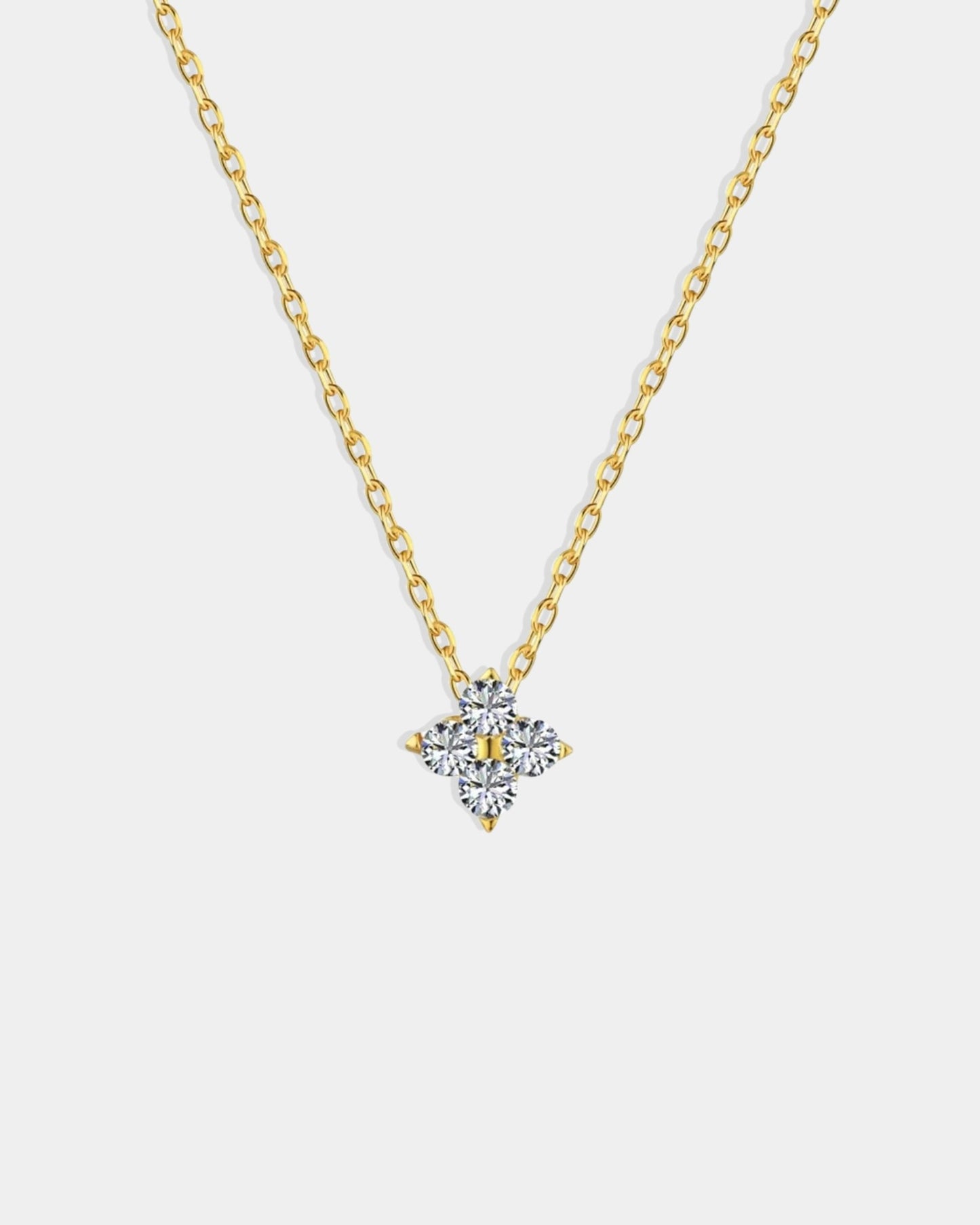 Gold_Lucky_Clover_Pendant_Necklace_1