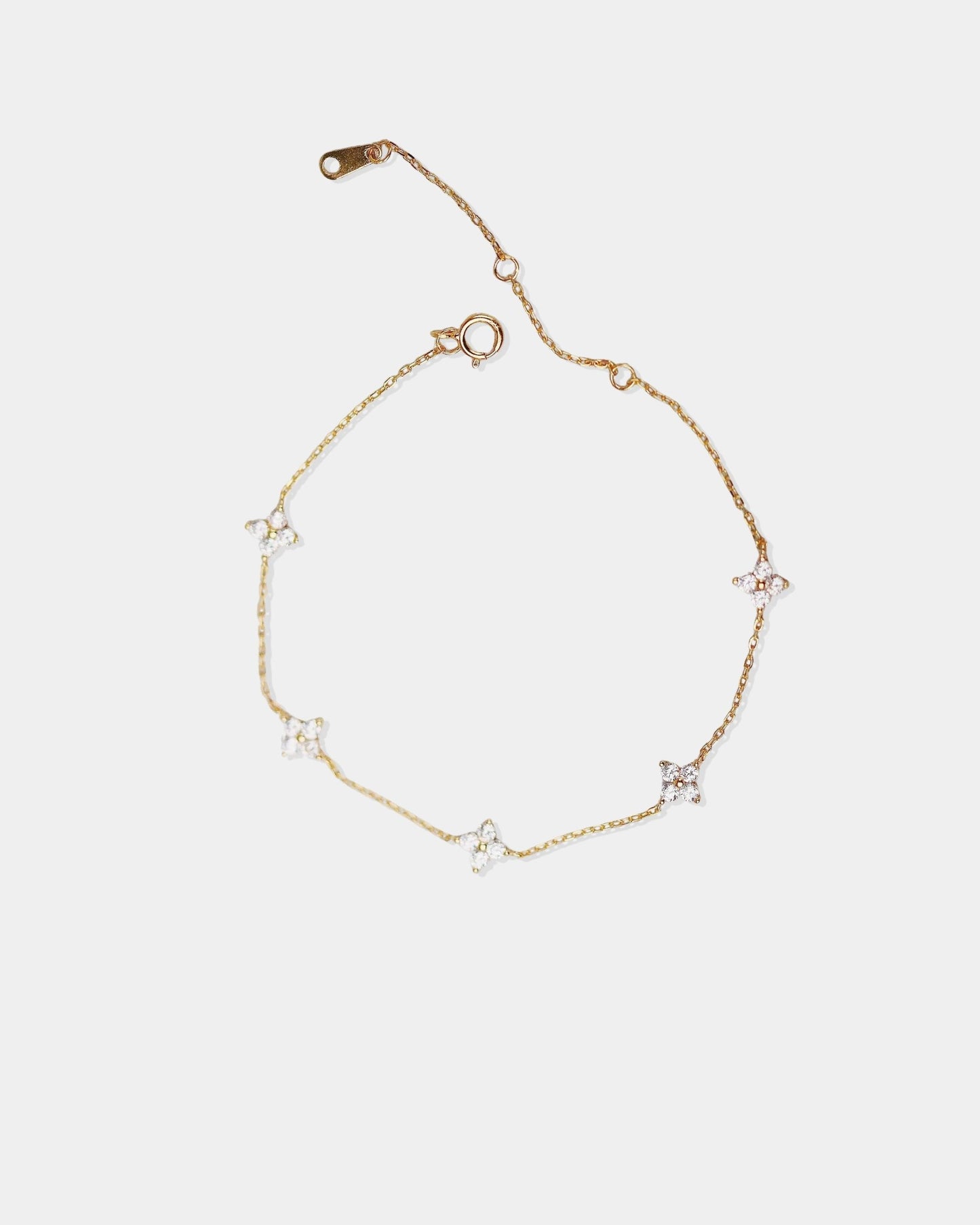 Gold_Lucky_Clover_Station_Bracelet_1