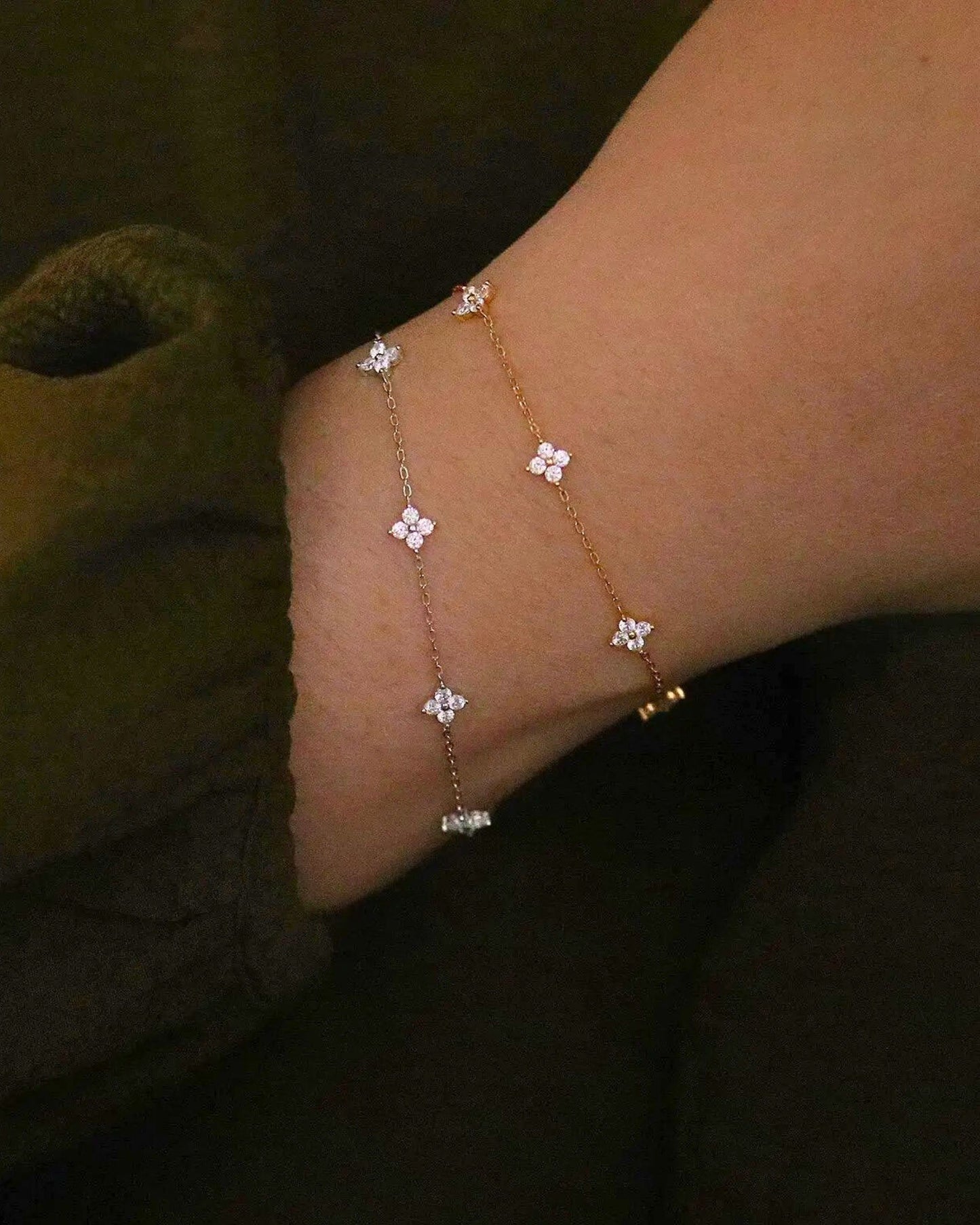 Gold_Lucky_Clover_Station_Bracelet_5