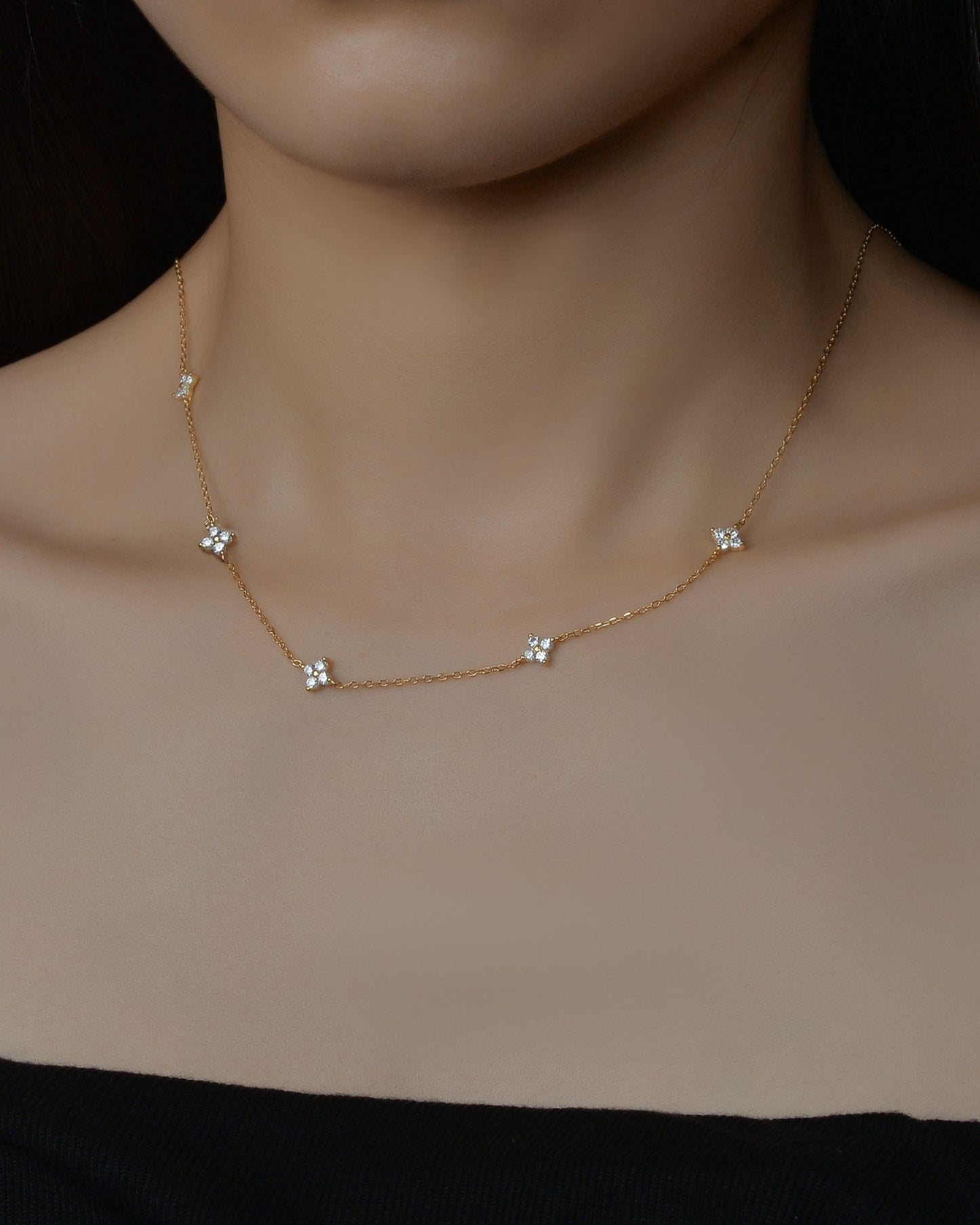 Gold_Lucky_Clover_Station_Necklace_2