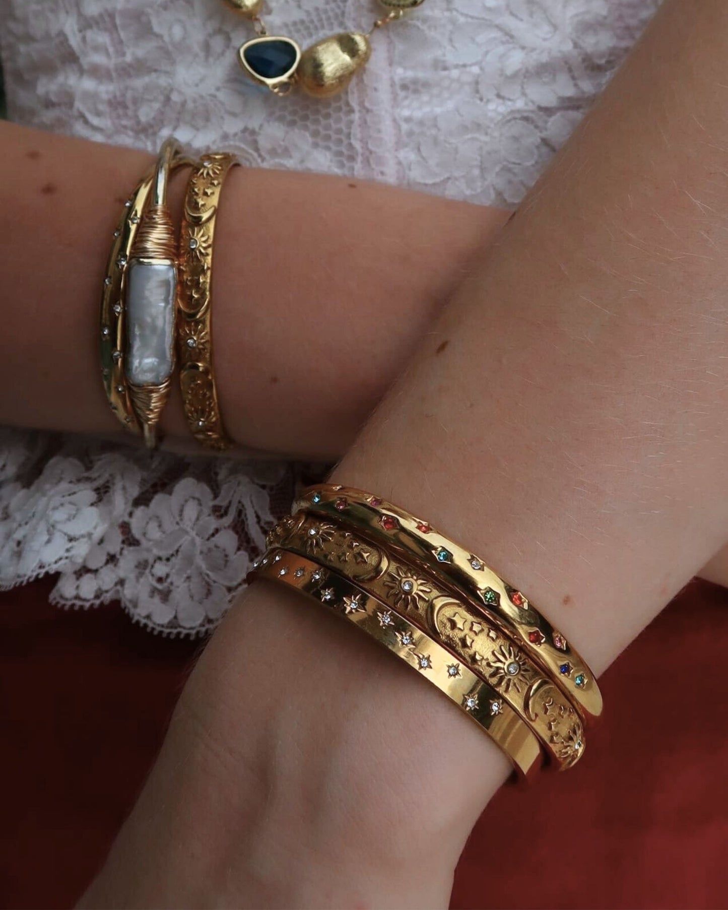 Gold_Lucky_Starfield_Bangle_3