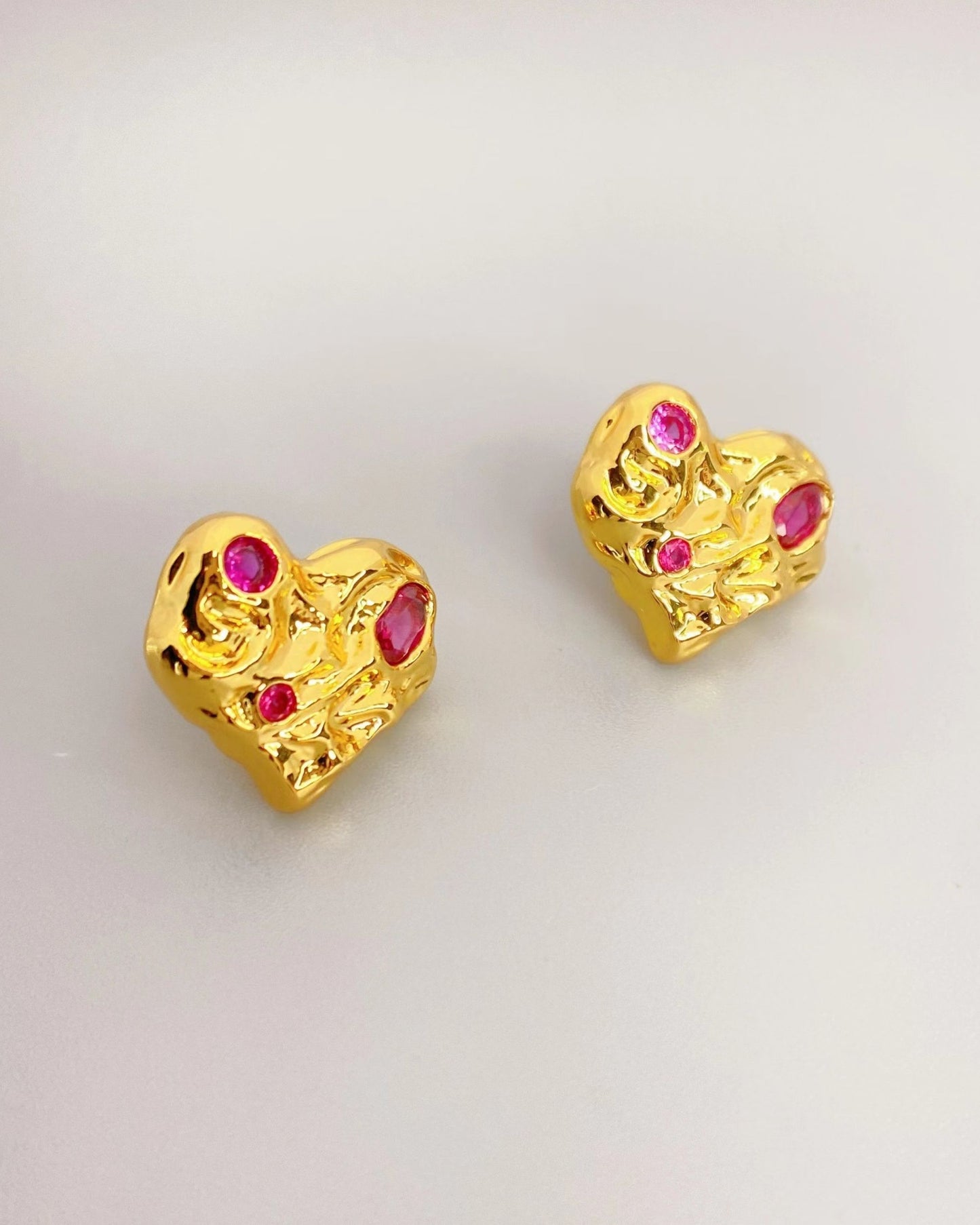 Gold_Meteorite_Stud_Earrings_1