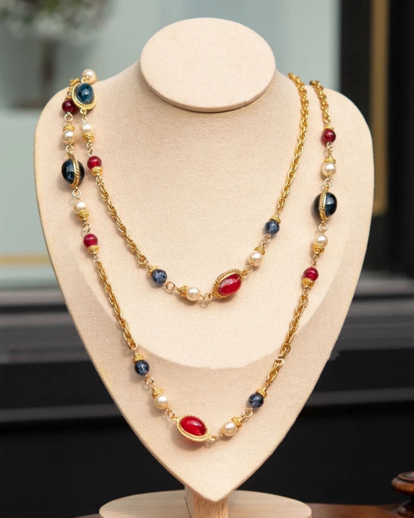 Gold_Mira_Jewel_Long_Necklace_8