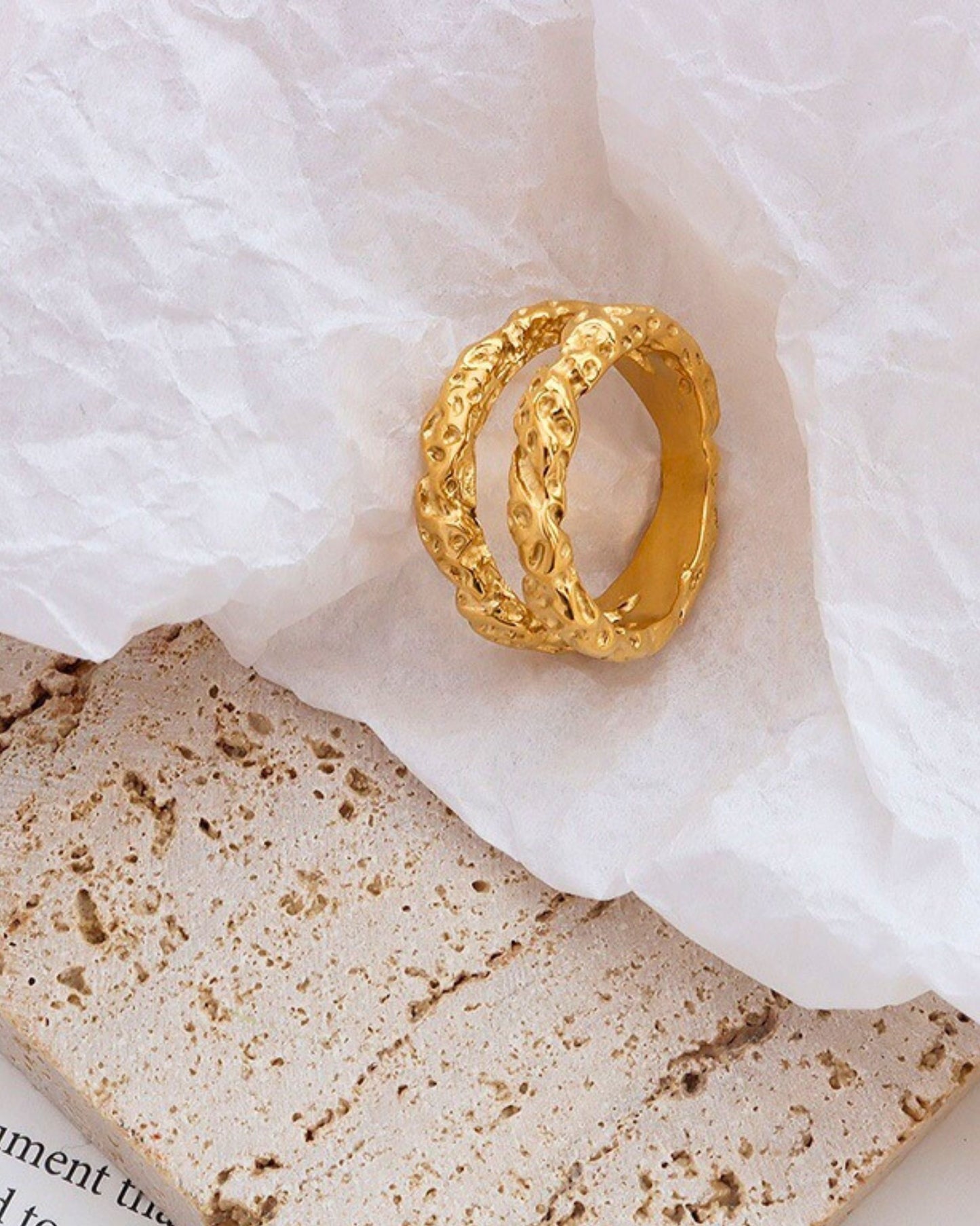 Gold_Molten_Harmonia_Ring_3
