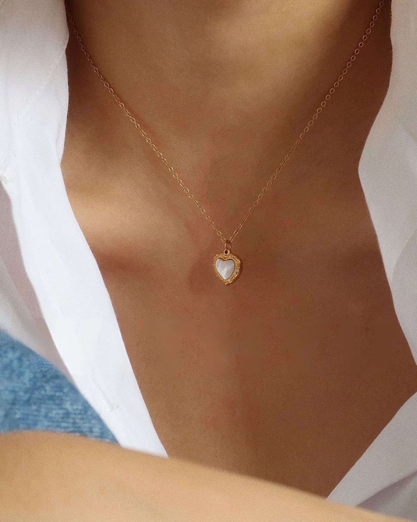 Gold_Moonlit_Heart_Necklace_3
