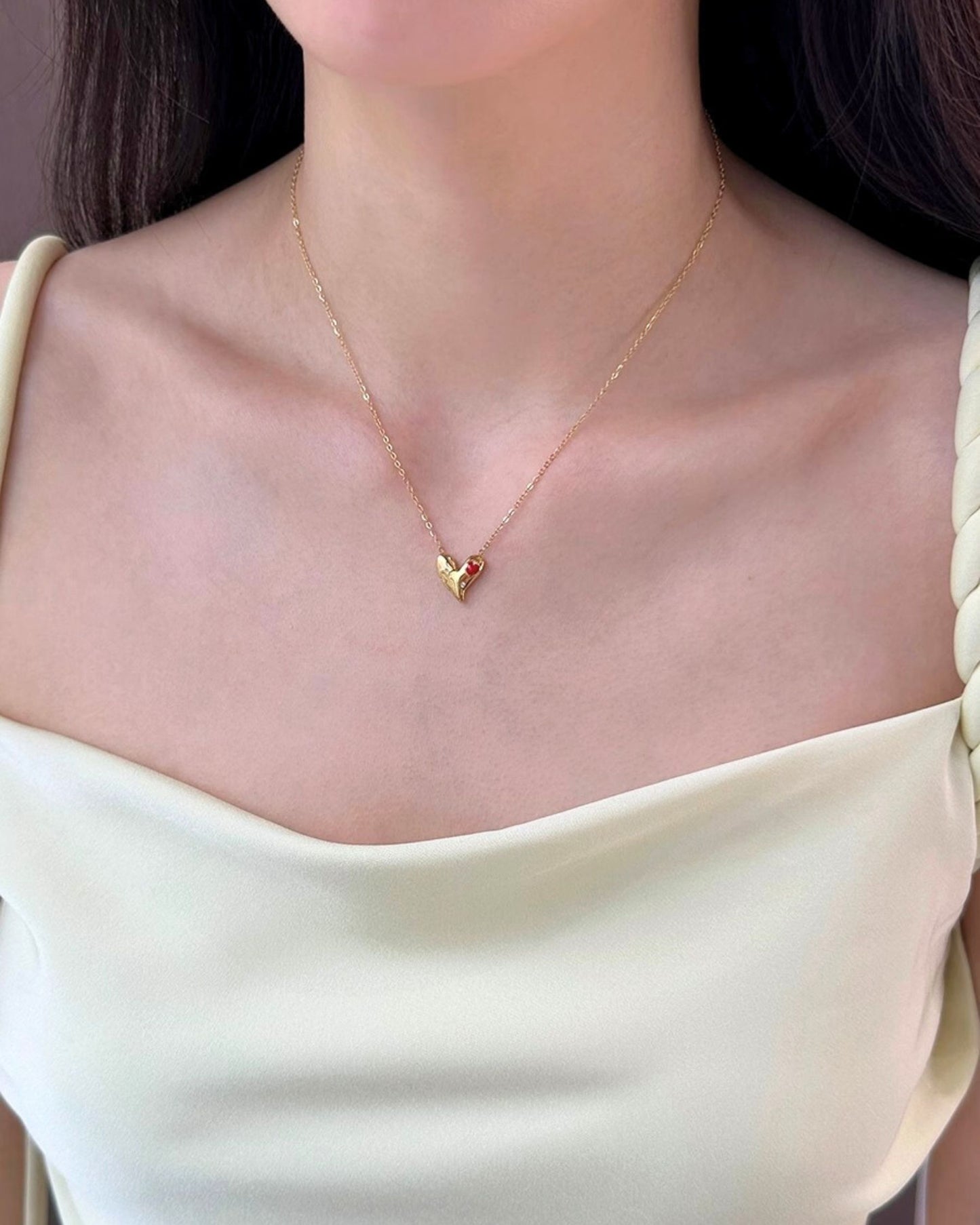 Gold_Moonpool_Necklace_4