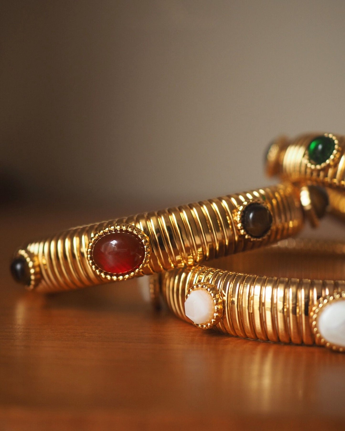 Gold_Mythic_Chain_Bangle_3