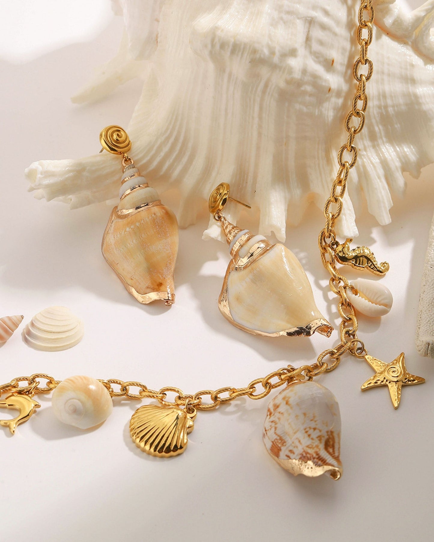 Gold_Nereid_Wake_Necklace_4